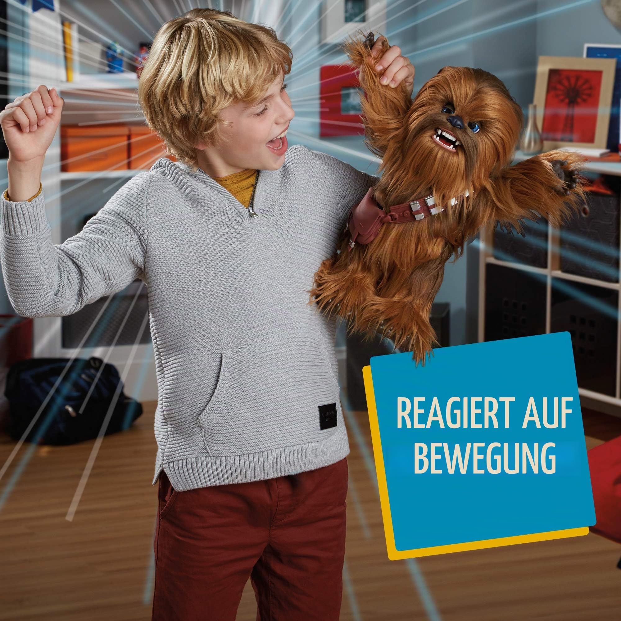 Star Wars Hasbro E0584EU4 Solo Film Chewbacca, interaktive Plüschfigur