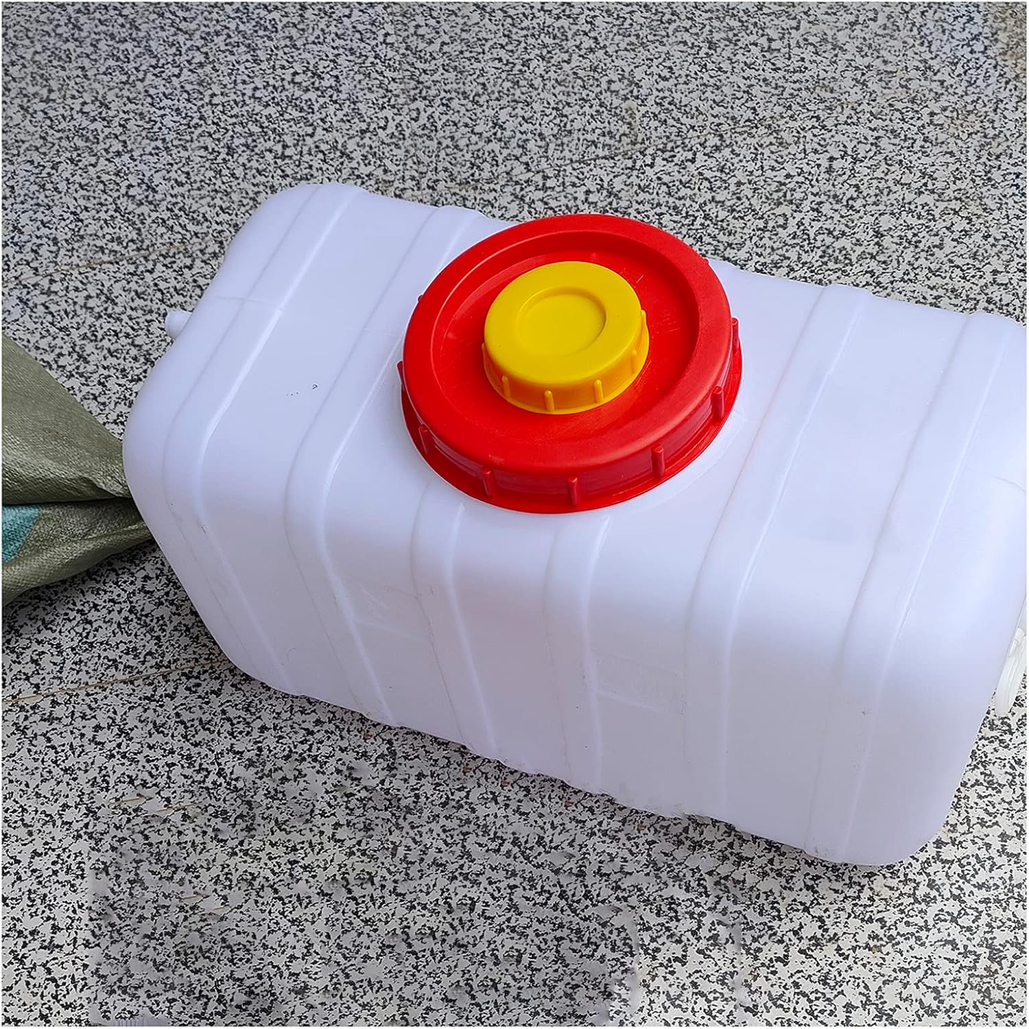 Plastic Water Tank, for Camping, Hiking, Travel and RVs, White, Strong, Without BPA(Color:75L)