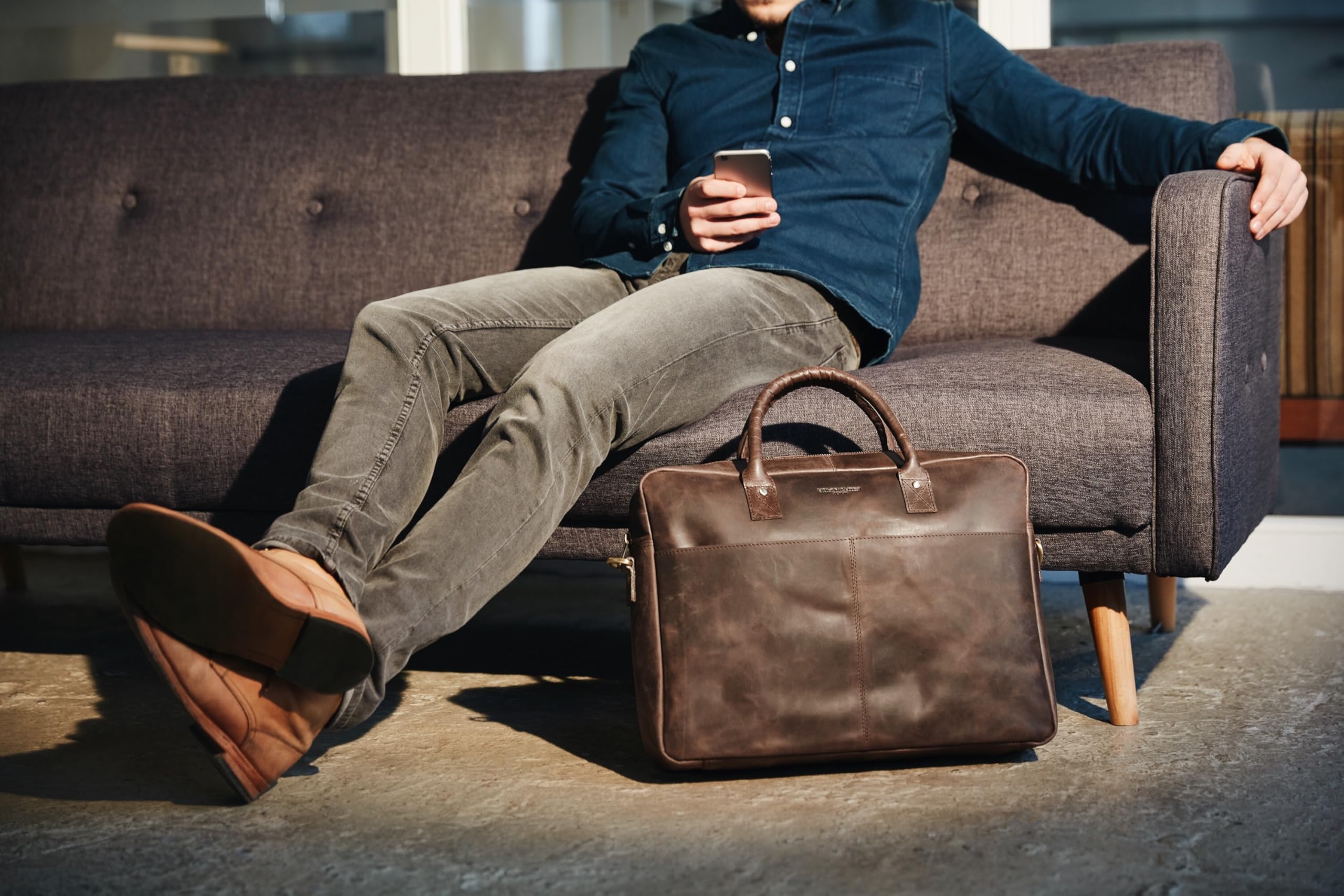 HOLZRICHTER Berlin - Große Aktentasche aus Leder (No 1-1), 30 x 39 x 10 cm Laptoptasche für Herren, Hochwertiges 15" Briefcase für die Arbeit, Businesstasche