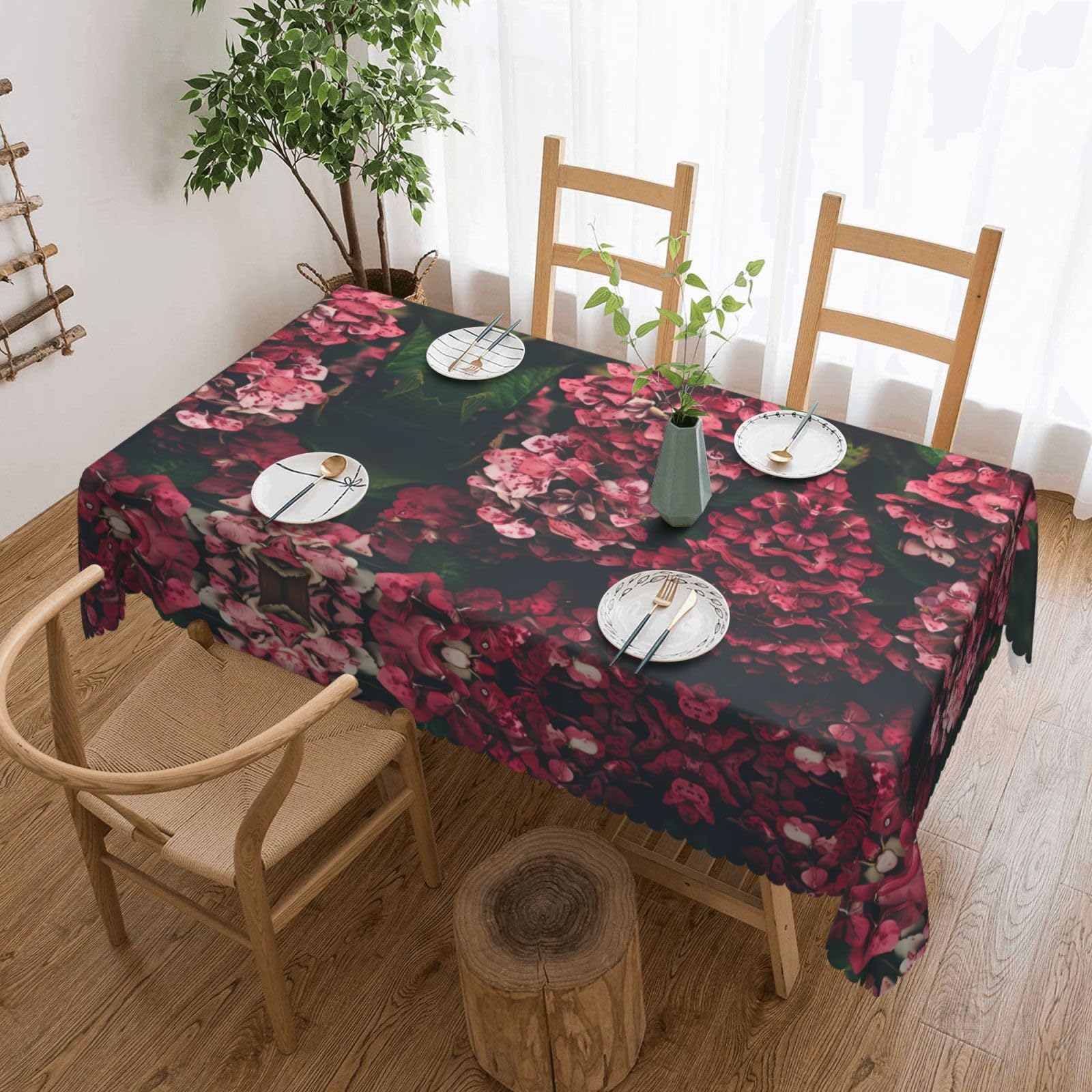 HLSBSSL Triangle Flower Patterned square lace tablecloth, wrinkle-resistant and durable, suitable for dining tables, parties, etc.