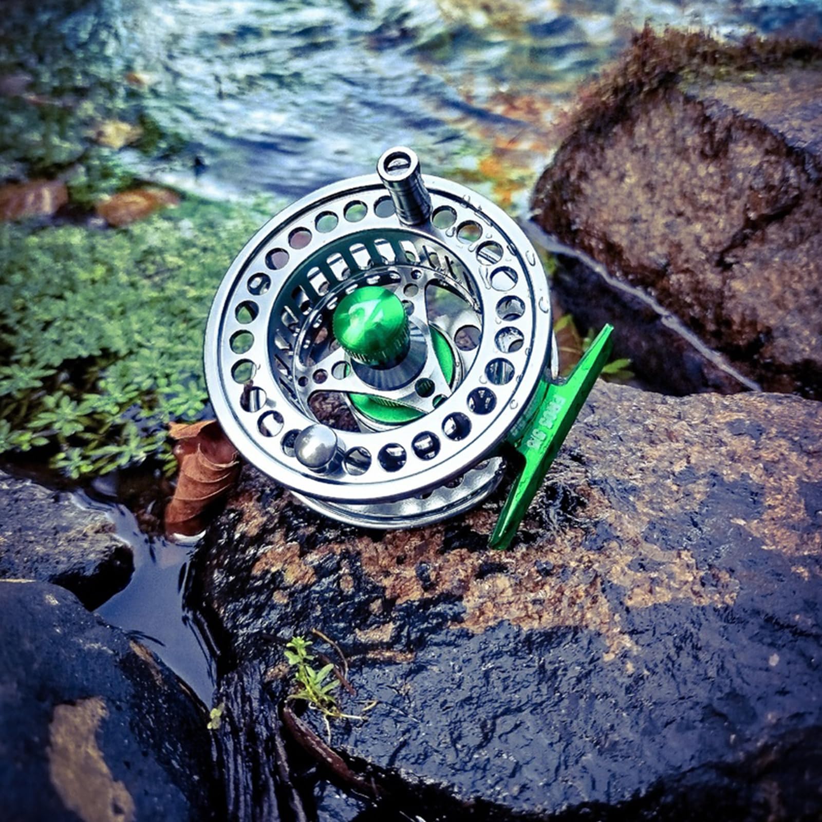 Kylebooker Moulinet Anti-oxydant Ultra léger, Corps en Alliage d'aluminium usiné CNC et Moulinet de pêche à la Mouche à Bobine Taille 3/4,5/6,7/8 Pêcheur à Mouche