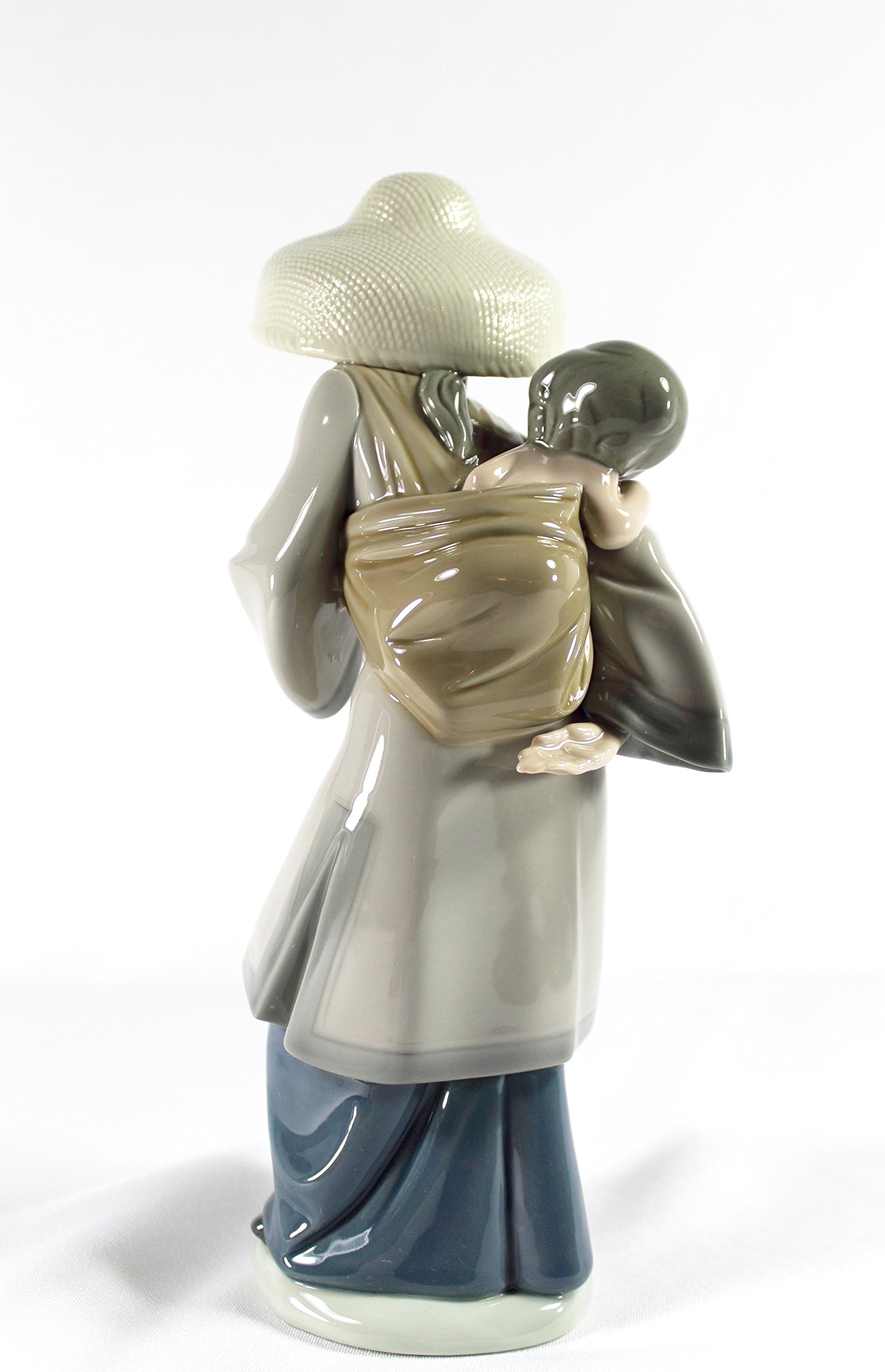 Amazon.com: Lladro Chinese with Baby on Her - My Precious Bundle