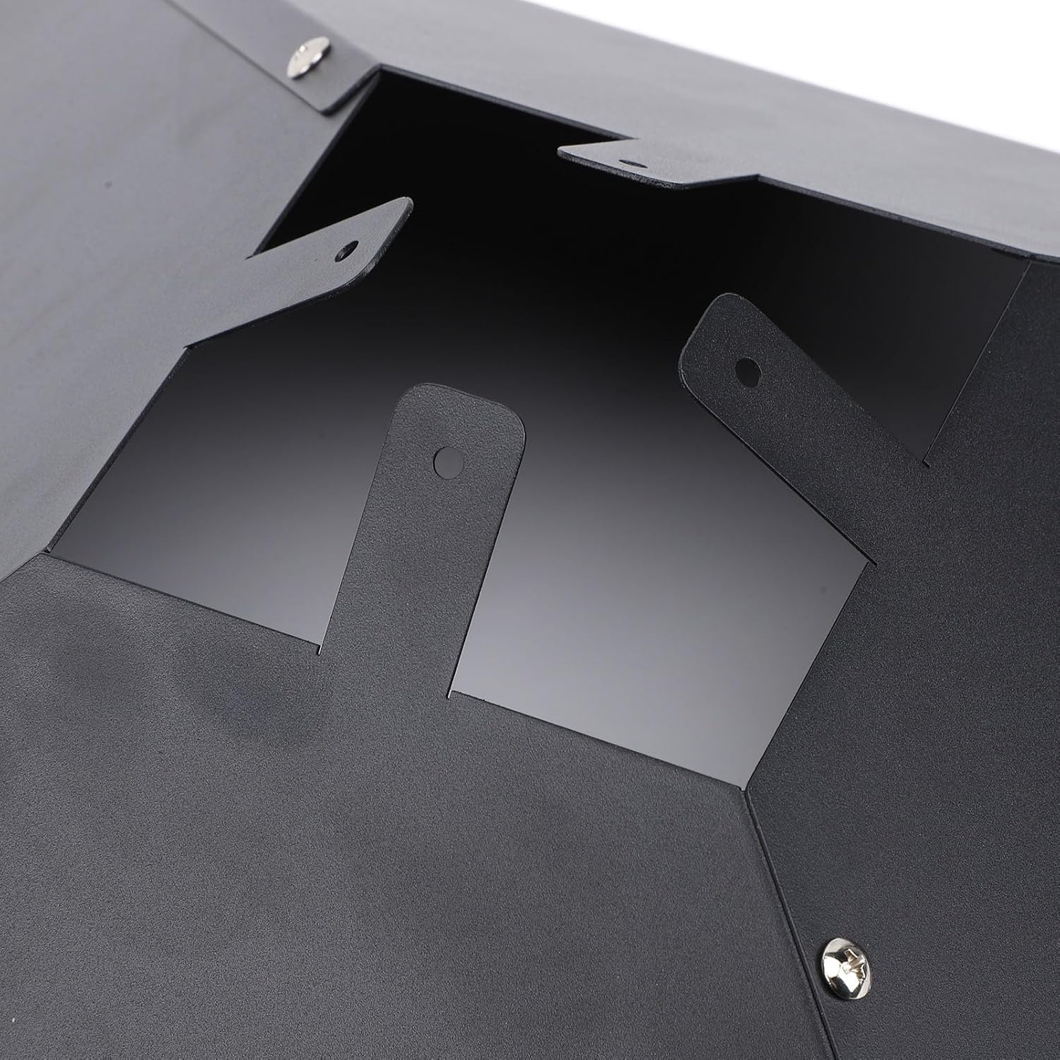 Squirrel Baffle Heavy Duty Pole Mount Metal Squirrel Guard for Outdoor Bird Feeder Effective Squirrel Deterrent Sturdy Carbon Steel Construction Weather Powder Coating Easy