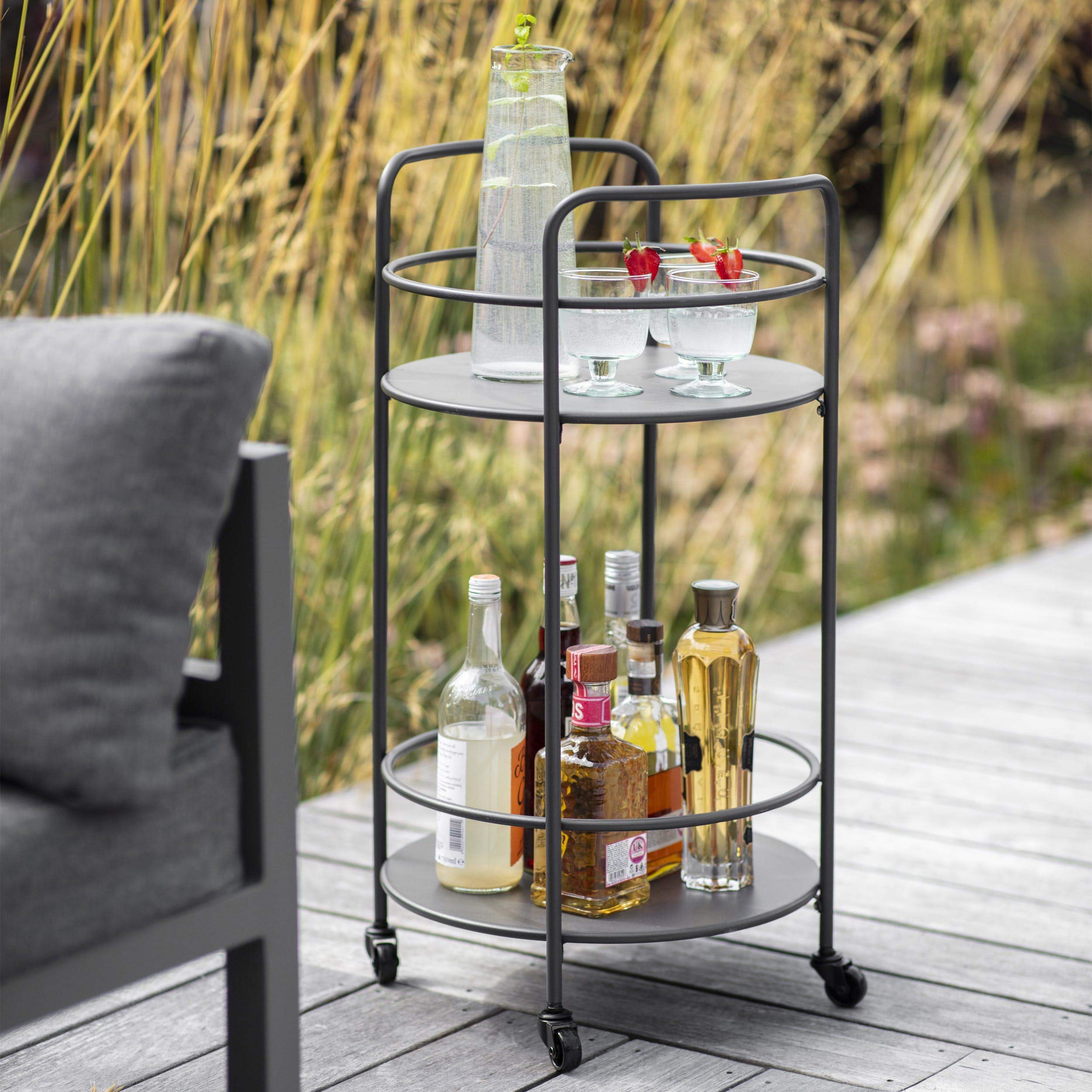 CKB Carrito redondo para bebidas LTD – Fabricado en acero recubierto de polvo con acabado mate, metal para cocina, interior y exterior, para jardín y servir con 4 ruedas