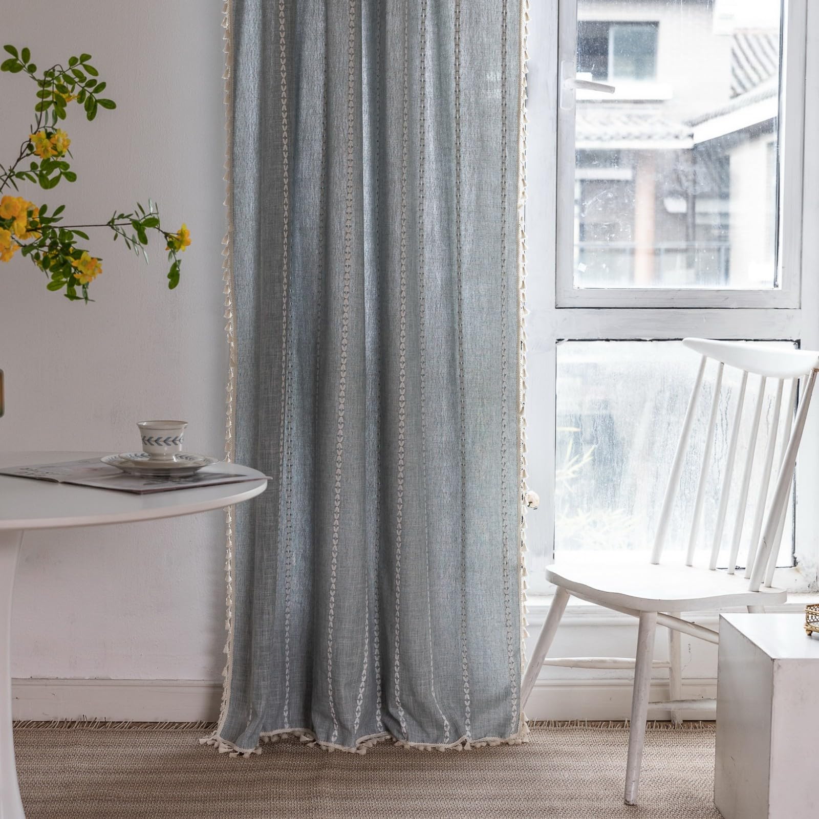 A.Monamour Vorhang Leinenoptik Gardine mit Quaste Geometrisch Boho Landhaus Halbtransparent Blickdicht Verdunkelnd Rod Tasche Stickerei Stores für Schlafzimmer Wohnzimmer Küche Fenster 1 Stück, blau