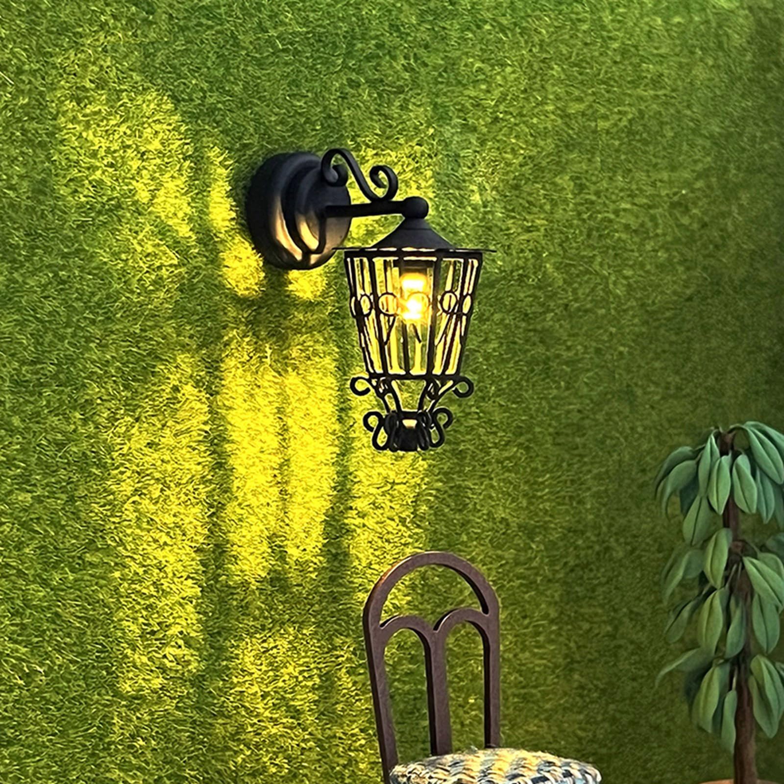 Lampada da parete in miniatura scavata 1/12 in metallo nero lampada da parete per case delle bambole soggiorno corridoio giardino scena decorazione