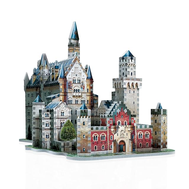 Foto 2 de 6 de WREBBIT3D, Neuschwanstein Castle (890pc), 3D Puzzle, Ages 14+
