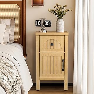 Narrow Nightstand, Farmhouse End Table, Mid Century Modern Side Table, Small Sofa End Table with Door, Fluted Wooden Bedside Table with Drawer, Bed Side Table for Bedroom, Living Room, Natural
