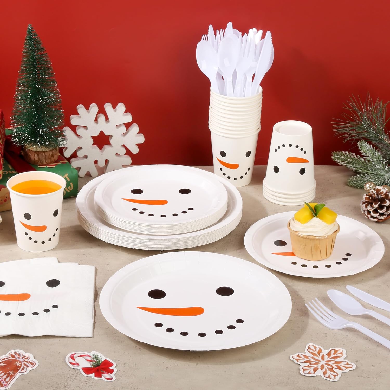 175 Pcs Christmas Paper Plates and Napkins Winter Snowman Party Cups Forks Spoons Knives Dinnerware Kit for Xmas Holiday New Year Birthday Tableware Decoration