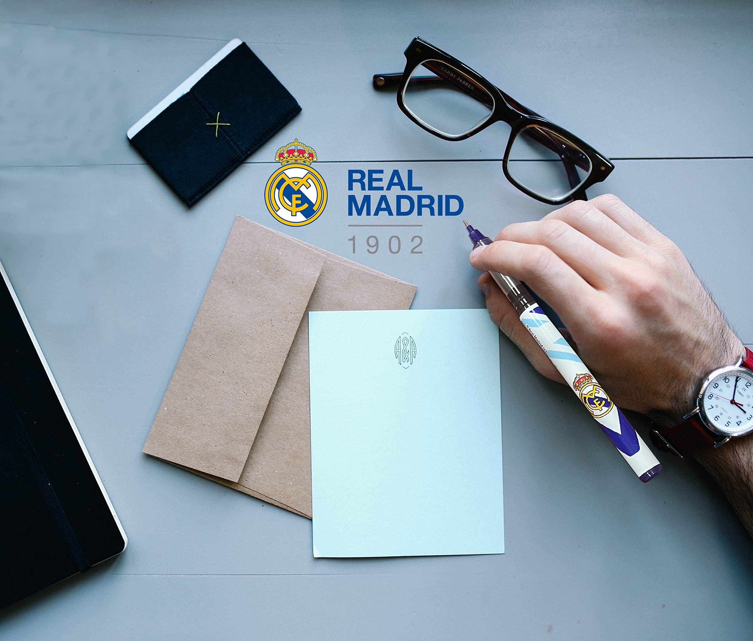 Ensemble Papeterie Real Madrid - Trousse Avec Règle, Gomme, Taille-Crayon - Officiel