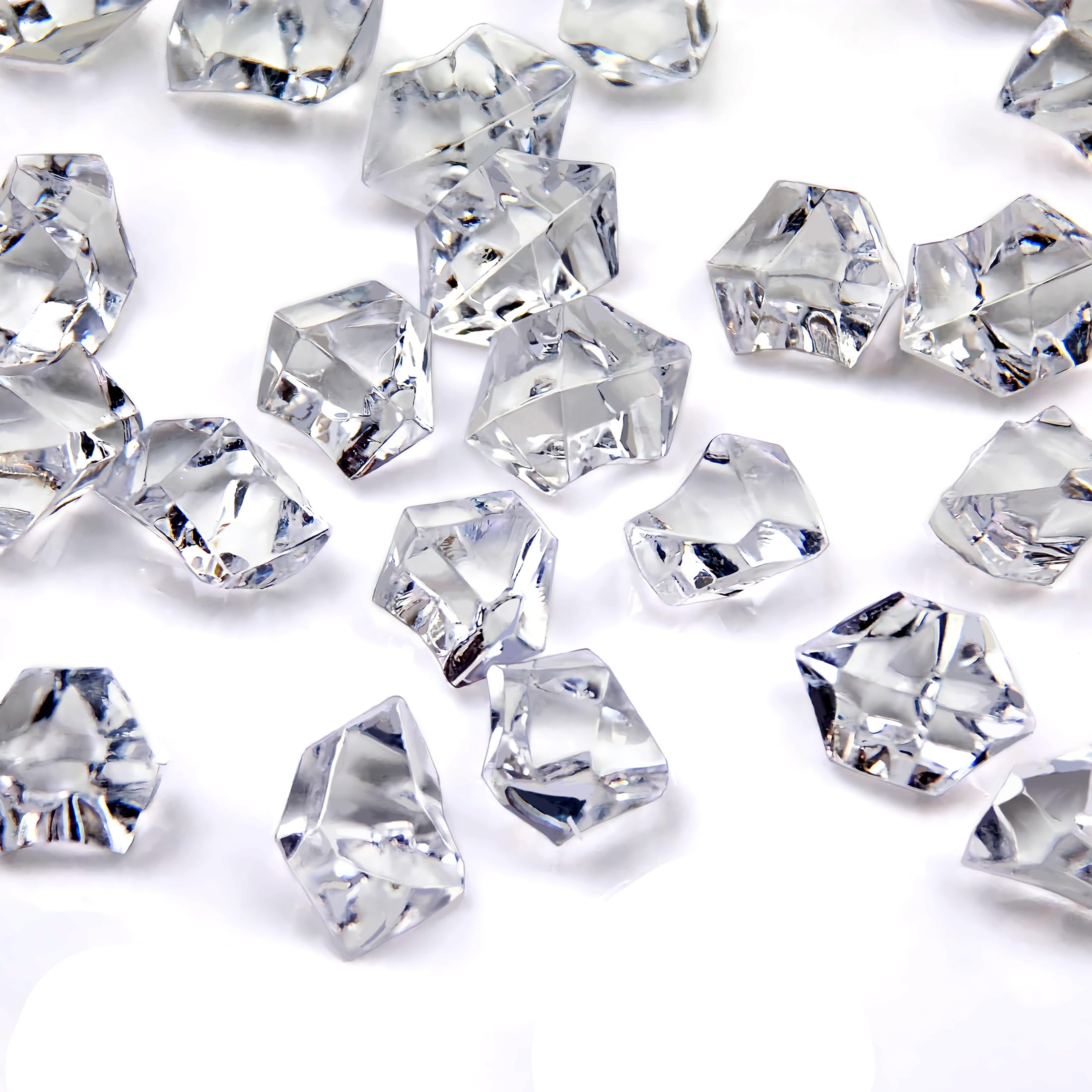Nuloofen 1000Pcs Clear Fake Crush Ice Rocks, Mini Vase Fillers Small Acrylic Diamonds for Centerpieces Home Party Table Scatter, 0.5in Plastic Gems for DIY Crafts