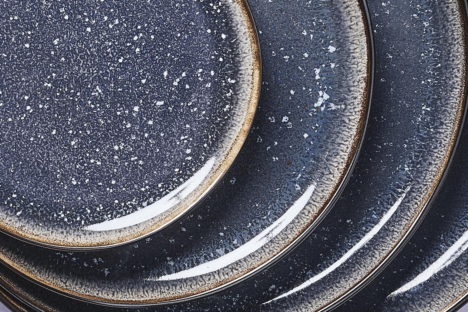 BJORN Service de Vaisselle Complet IRIS 42 Pièces pour 6 Personnes – Grès Émaillé Réactif Bleu Nuit, Assiettes Bols Mugs et Tasses, Service de Table Design Élégant