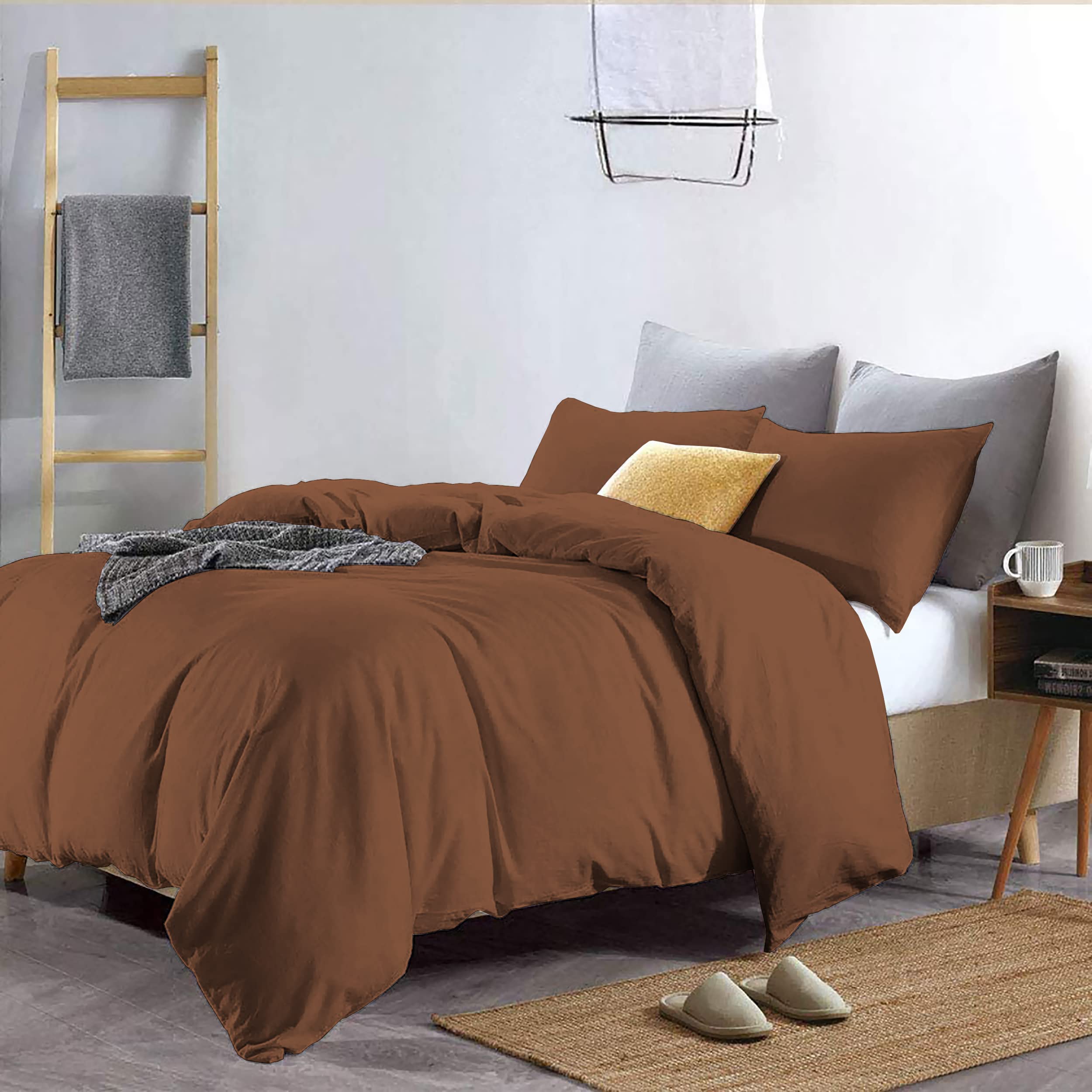 YRM Bedding's Duvet Covers - 100% Microfiber, 3-Piece Duvet Cover Set, Ultra Soft with Zipper Closure Duvet Cover (61X91 Inches) and 2 Pillow Cover (18X28 Inches) - Single Size/Chocolate Brown