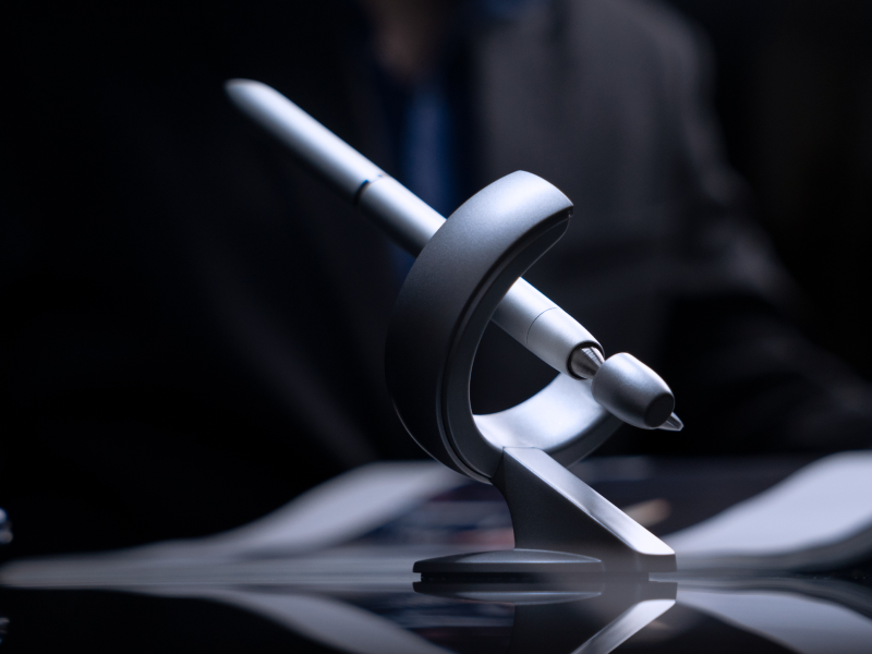 Amazon.com : novium Hoverpen Future - Luxury Fountain Pen, Schmidt