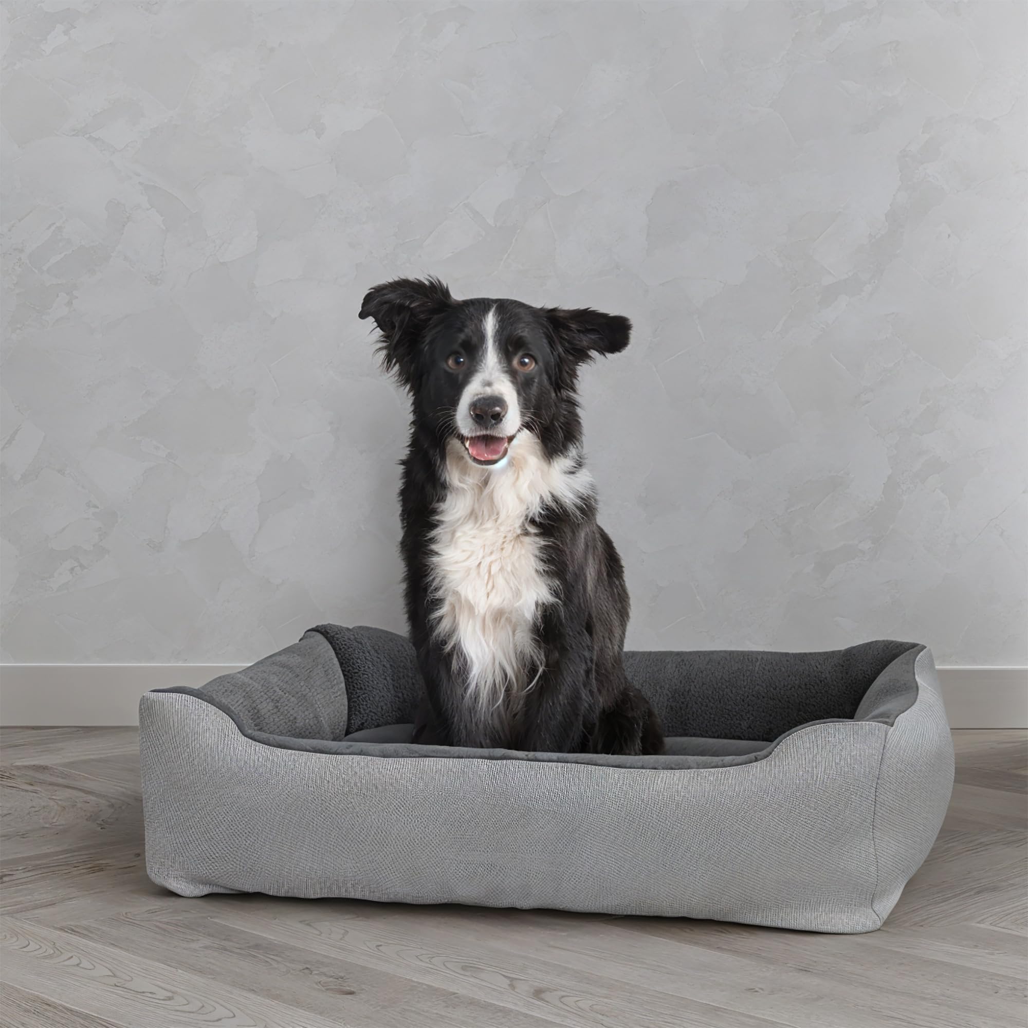 Italian Bed Linen Love Reversible Bed for Dogs and Cats, Light Grey, 84 x 66 x 19 cm