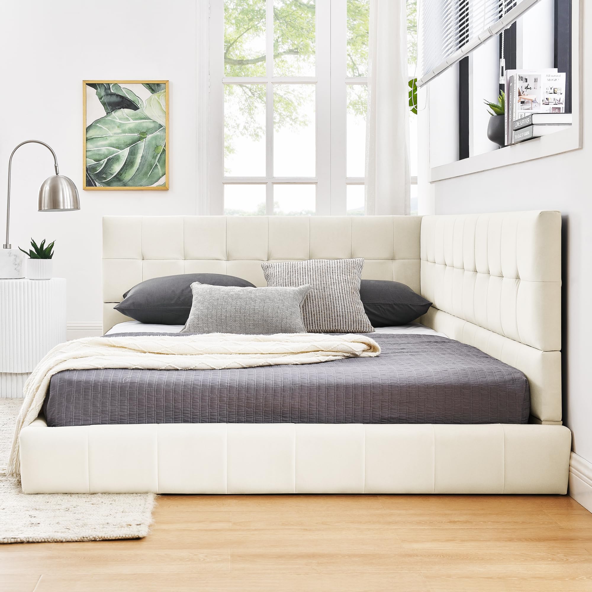 Hampton Corner Storage VilroCaz Full Size Upholstered Platform Bed