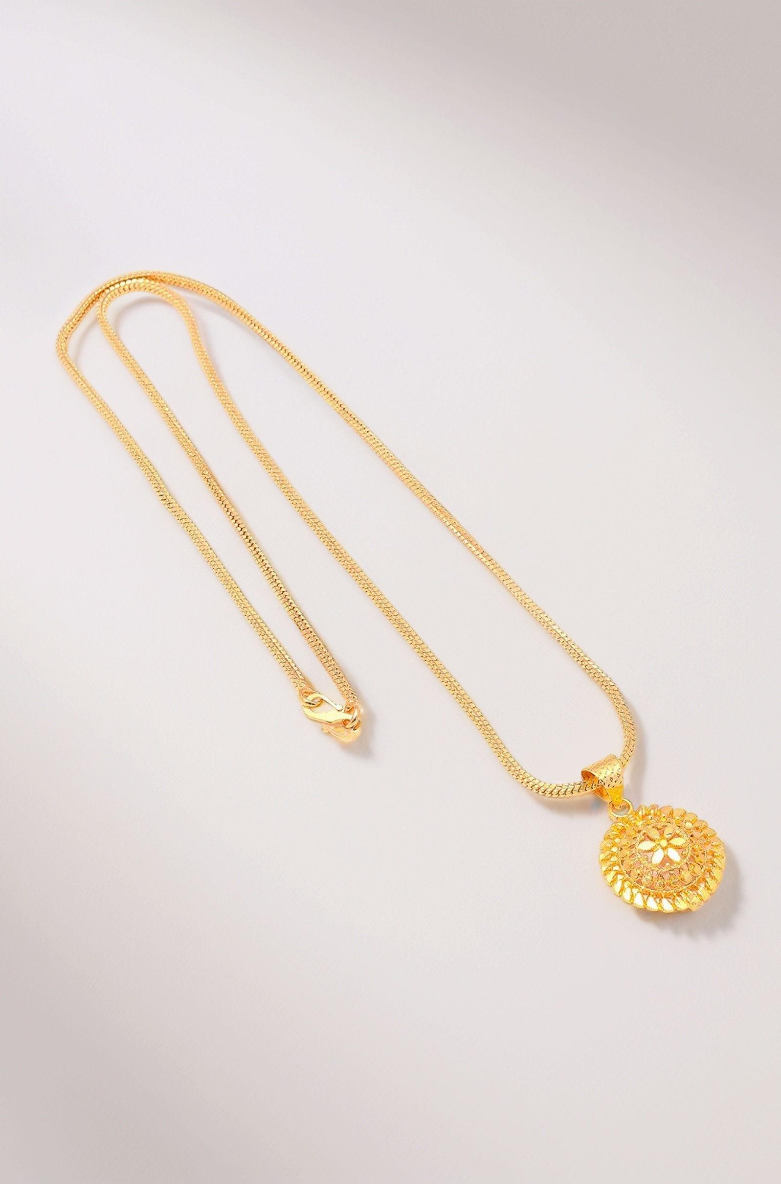 1gm 22Ct Gold Plated chain with Pandent |latest & Stylish High Gold Plated Celebrity Inspired Gold Chain/Necklace/Jewellery Set/Fashion jewellery for Mens,Womens Girls