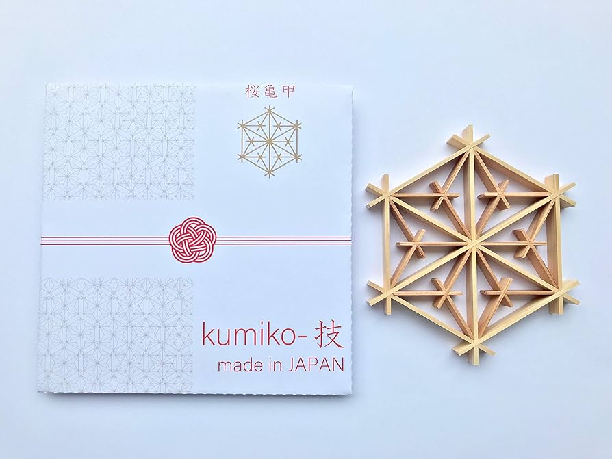 高級技術 マテリアル・デザイン・裁縫 細野仕立ての全て 細野久 Amazon.co.jp: Kumiko-技 小 (桜亀甲) 組子 細工 伝統 技法 和