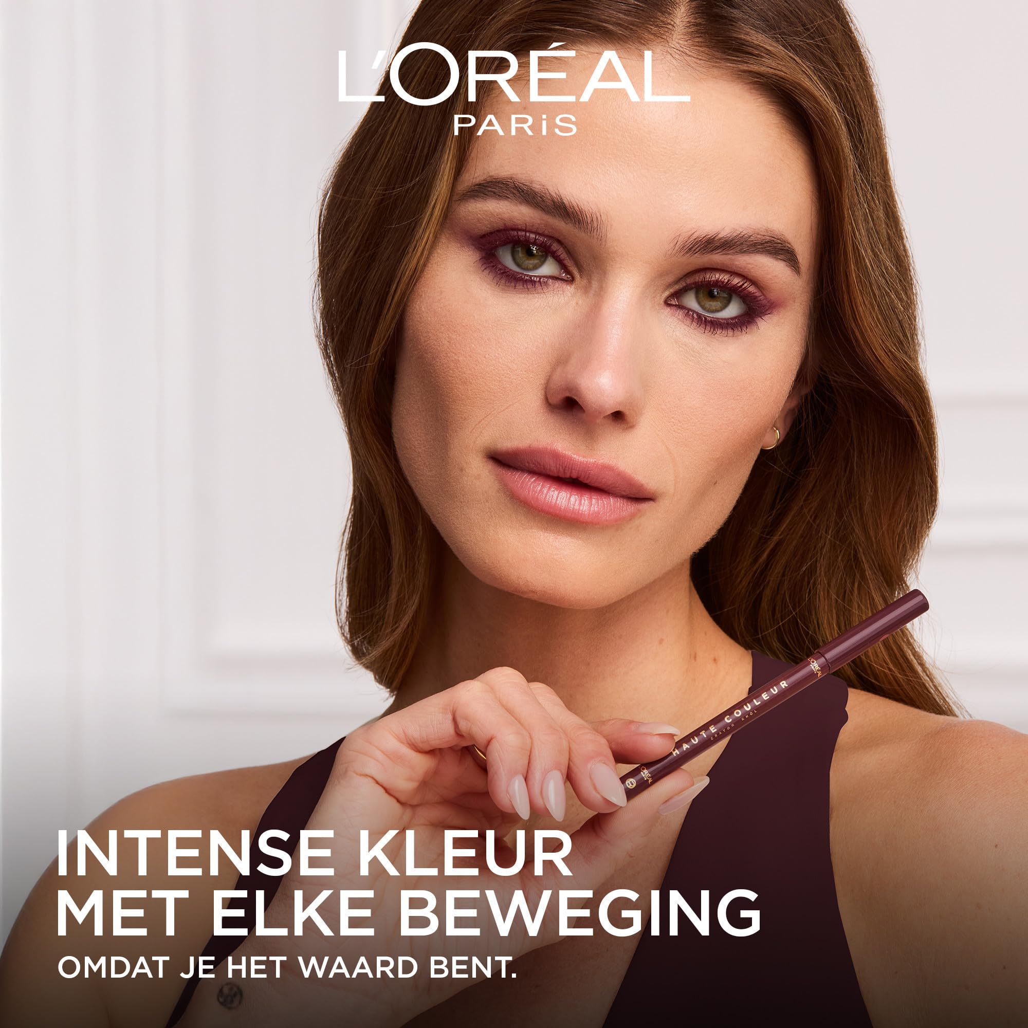 L'Oréal Paris Haute Couleur Crayon Khol Eyeliner Bordeaux Cashmere, intensywny kolor i definicja, kremowa konsystencja z masłem shea
