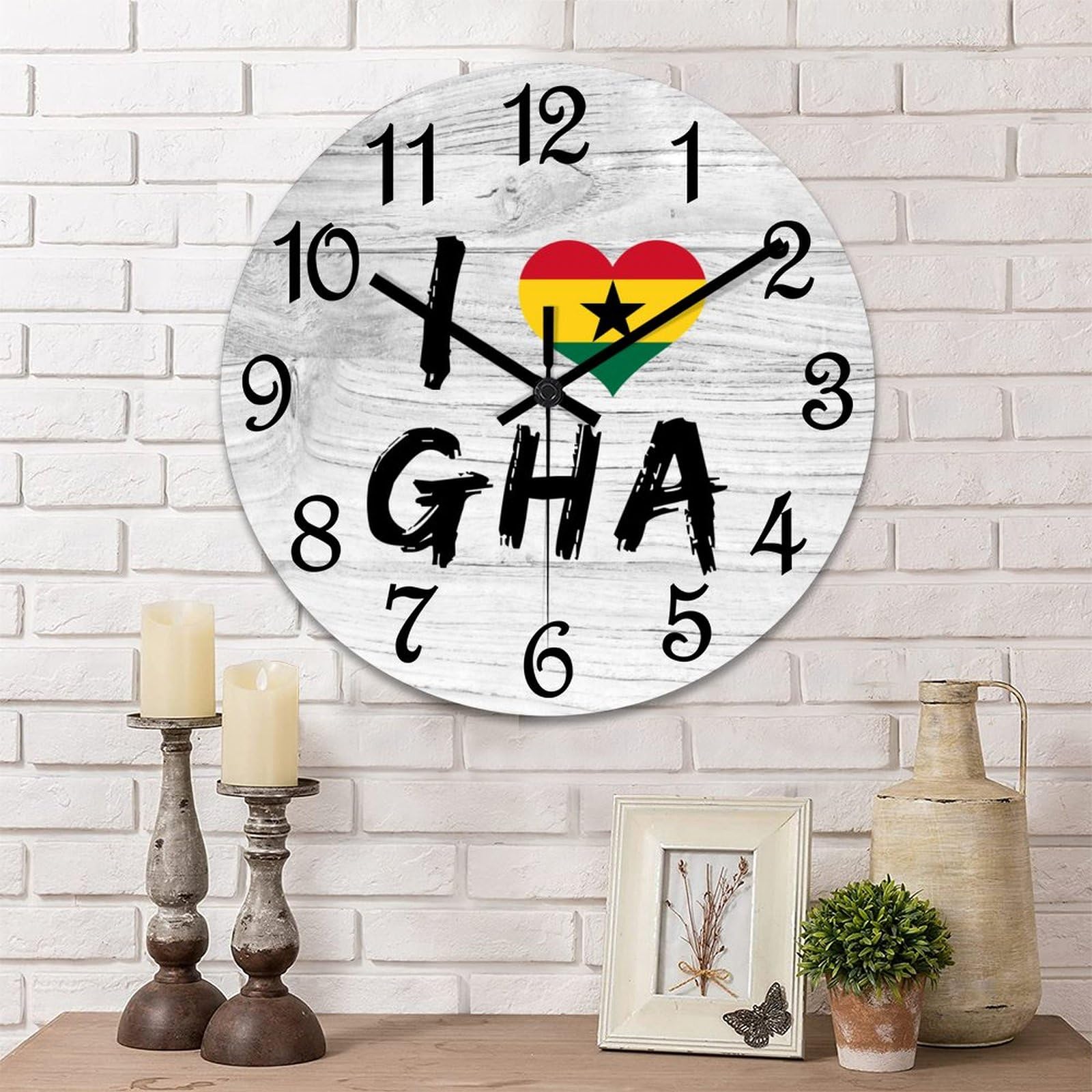 Horloge murale moderne ronde de 38 cm au design epure avec le drapeau national du Ghana