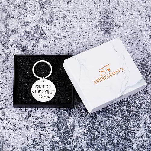 Vista 7 de AMBREGRISSUN Teen Boys Girls Gifts - Funny Gag Gifts Keychain for Teenage Boys Girls Christmas Valentines Day Gifts for Kids