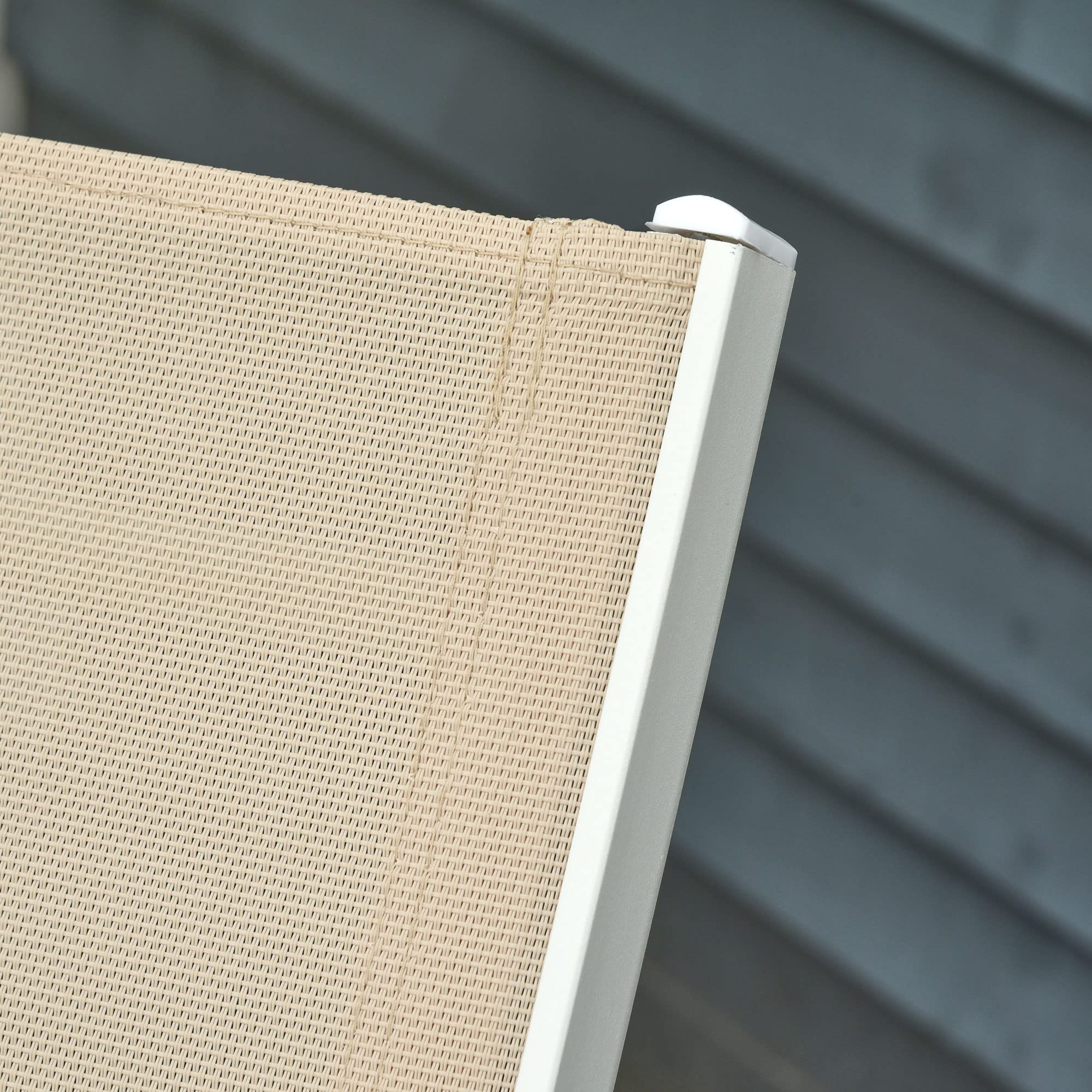 Outsunny Tumbona de Jardín de Aluminio Tumbona Exterior con Respaldo Reclinable en 5 Posiciones Ruedas Carga 120 kg para Patio Terraza 169x65x102 cm Caqui