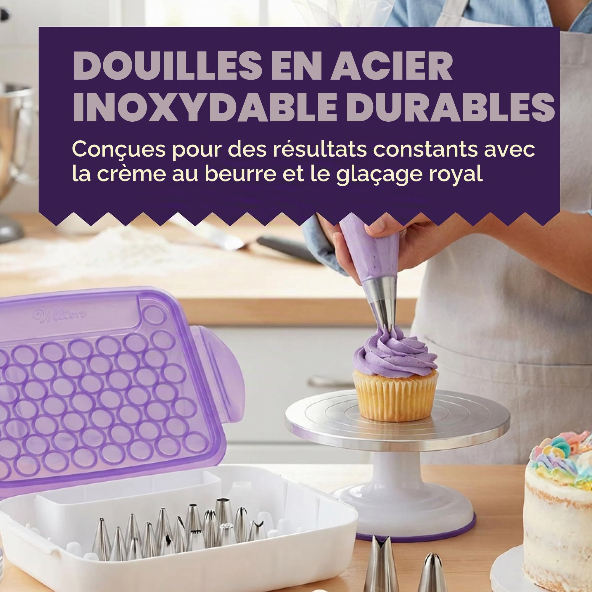 Wilton Douilles à Pâtisserie Coffret Complet Set/55, Douilles Professionnelle Métallique Buse de Glaçage Réutilisable pour la Décoration de Gateaux, Muffins et de Cupcakes