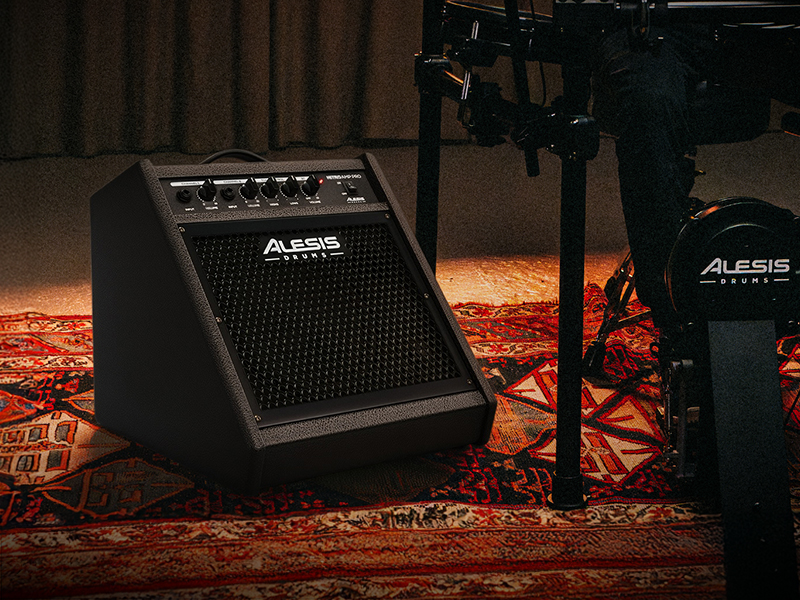 Alesis Nitro Amp Pro – Monitor Da Pavimento 80W Per Batteria Elettronica Con Bluetooth, Woofer Da 8", Tweeter Da 2,5", EQ A 2 Bande E Ingresso Extra