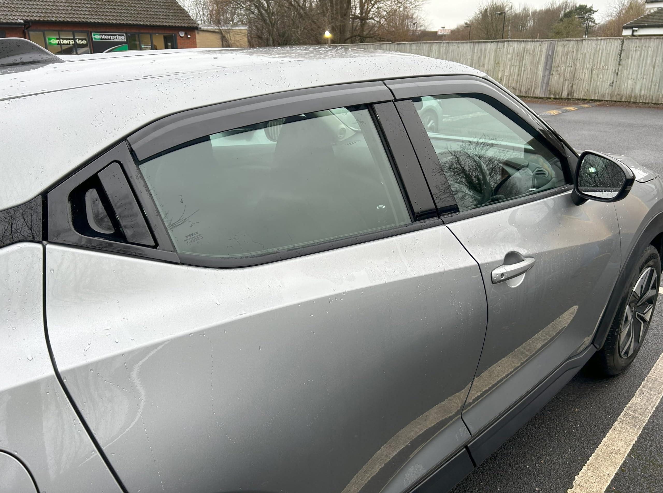 AUTO CLOVER Juego de deflectores de viento para Nissan Juke 2020+ (4 piezas)