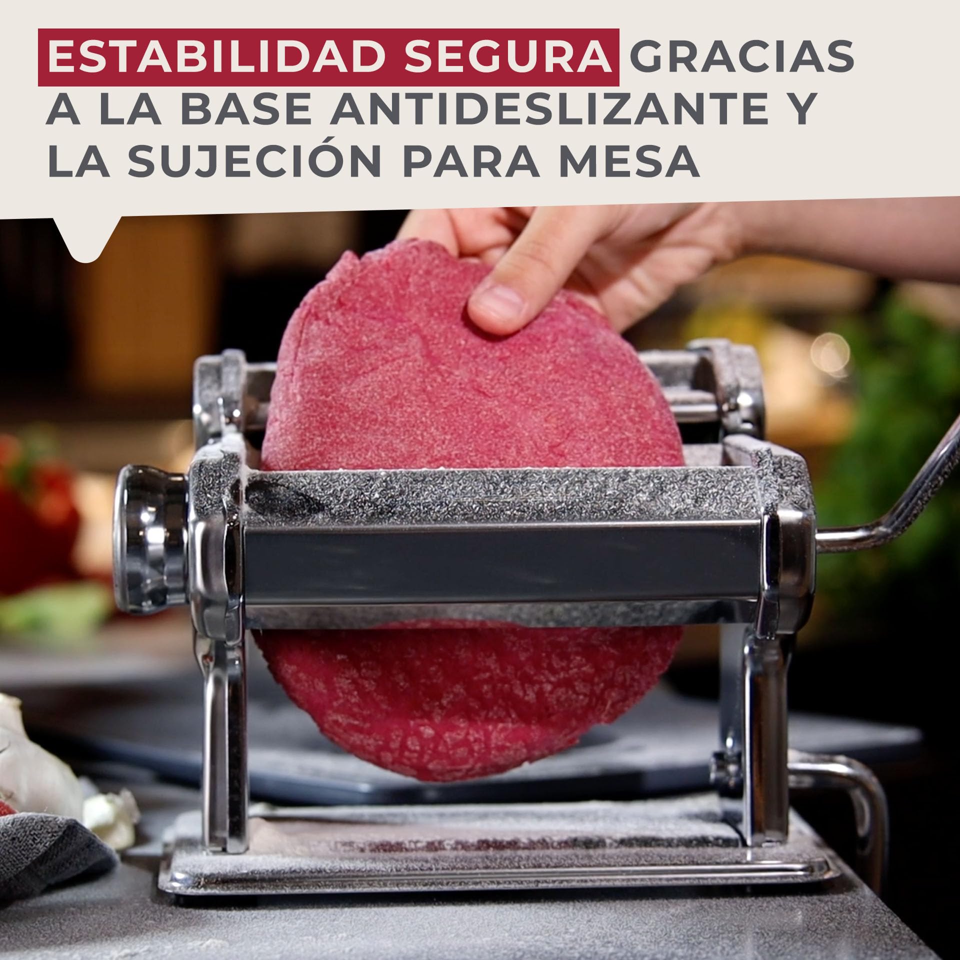 FACKELMANN Máquina para Pasta Fresca Manual - Procesador Manual de alimentos para hacer espaguetis, ravioli, lasaña, en acero inoxidable con mango de plástico, 21x19,8x15,8cm, 1ud.