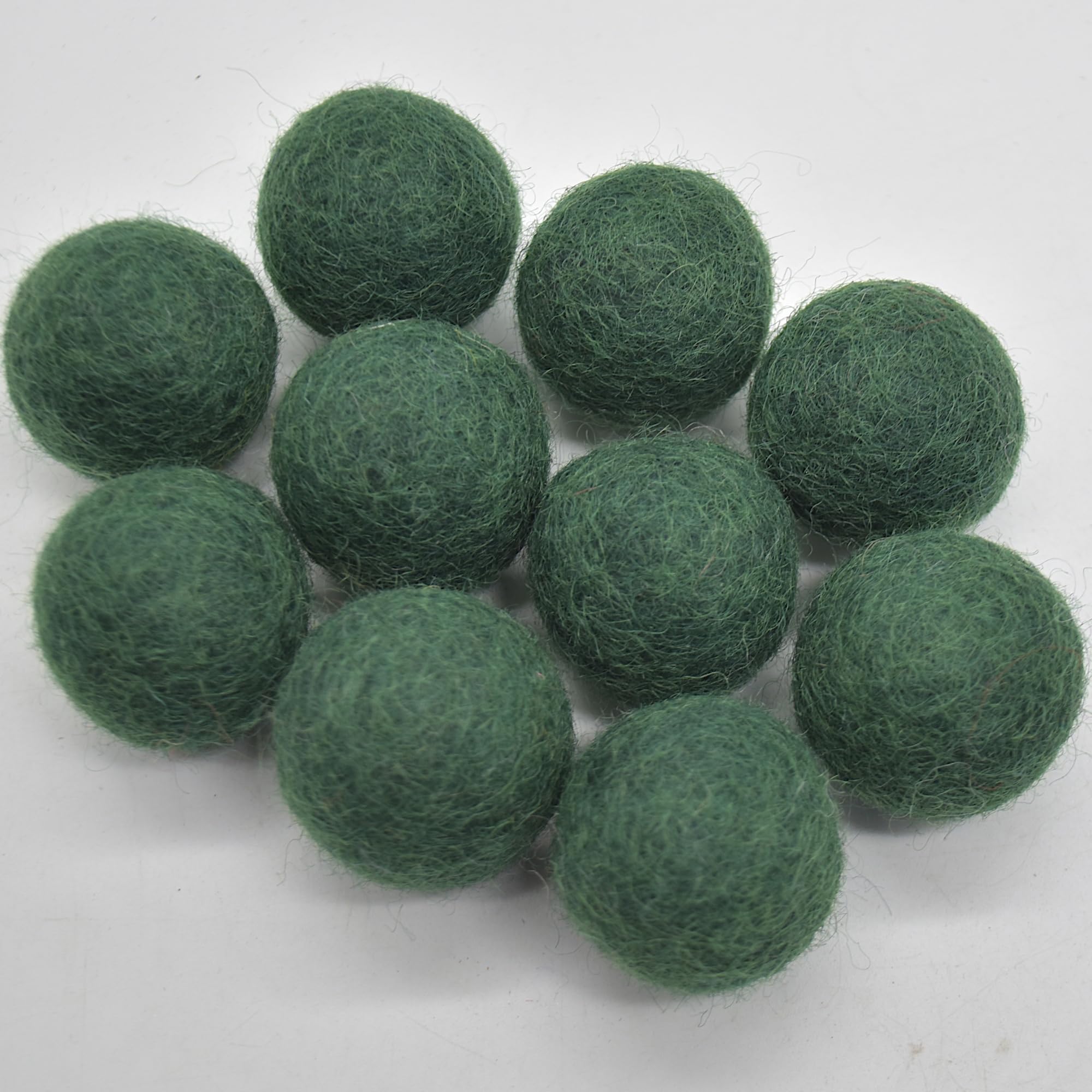 Oriental Direct Dark Green 100% Wool Felt Balls 3Cm- 5 Count