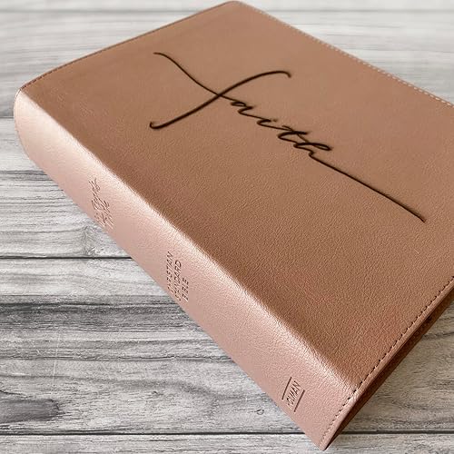 Miniatura 3 de CSB, She Reads Truth Bible, oro rosa, con letras a mano y grabado, grabado de nombre personalizado disponible, regalo personalizado para cumpleaños,