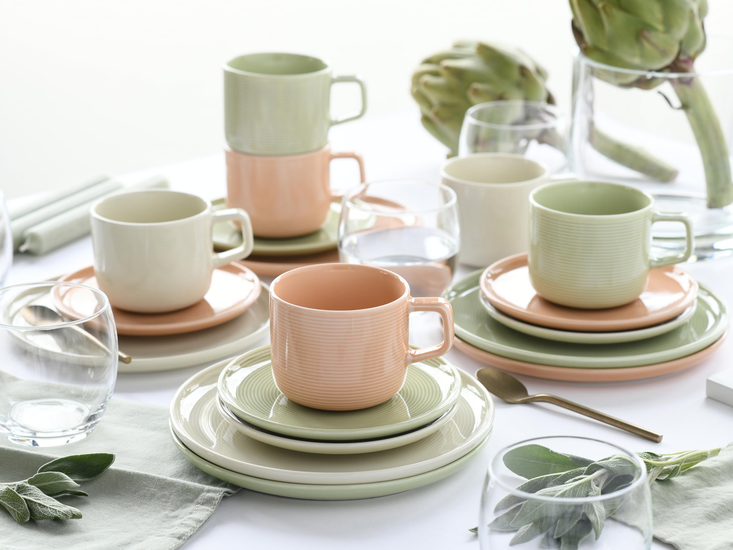 CreaTable, 25074, seria Session Romance, 18-częściowy zestaw naczyń dla 6 osób, porcelanowy serwis do kawy, nadaje się do mycia w zmywarce i używania w kuchence mikrofalowej, Made in Europe