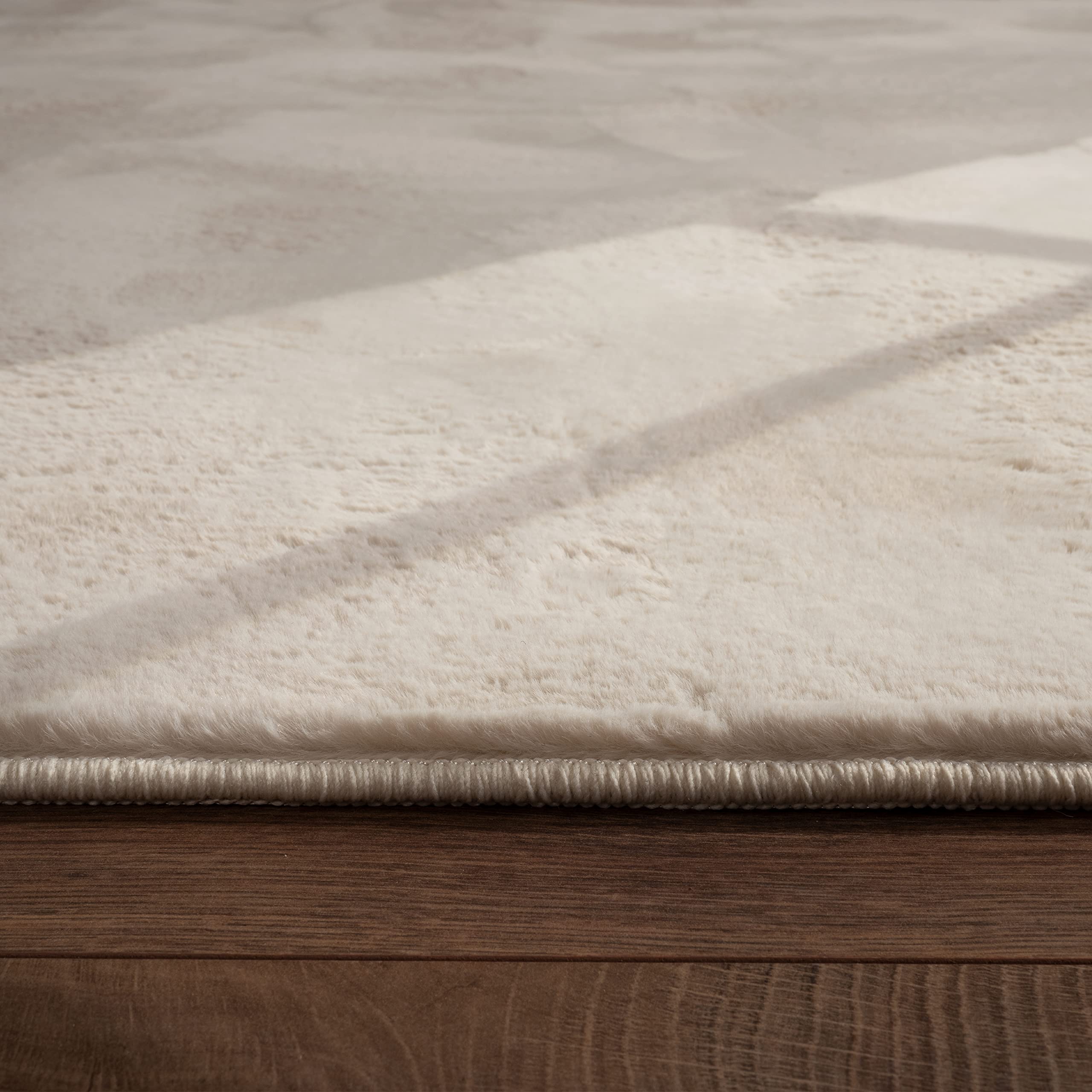 Paco Home Teppich Wohnzimmer Schlafzimmer Kunstfell Shaggy Hochflor Flauschig Soft Einfarbig Creme, Grösse:160x220 cm