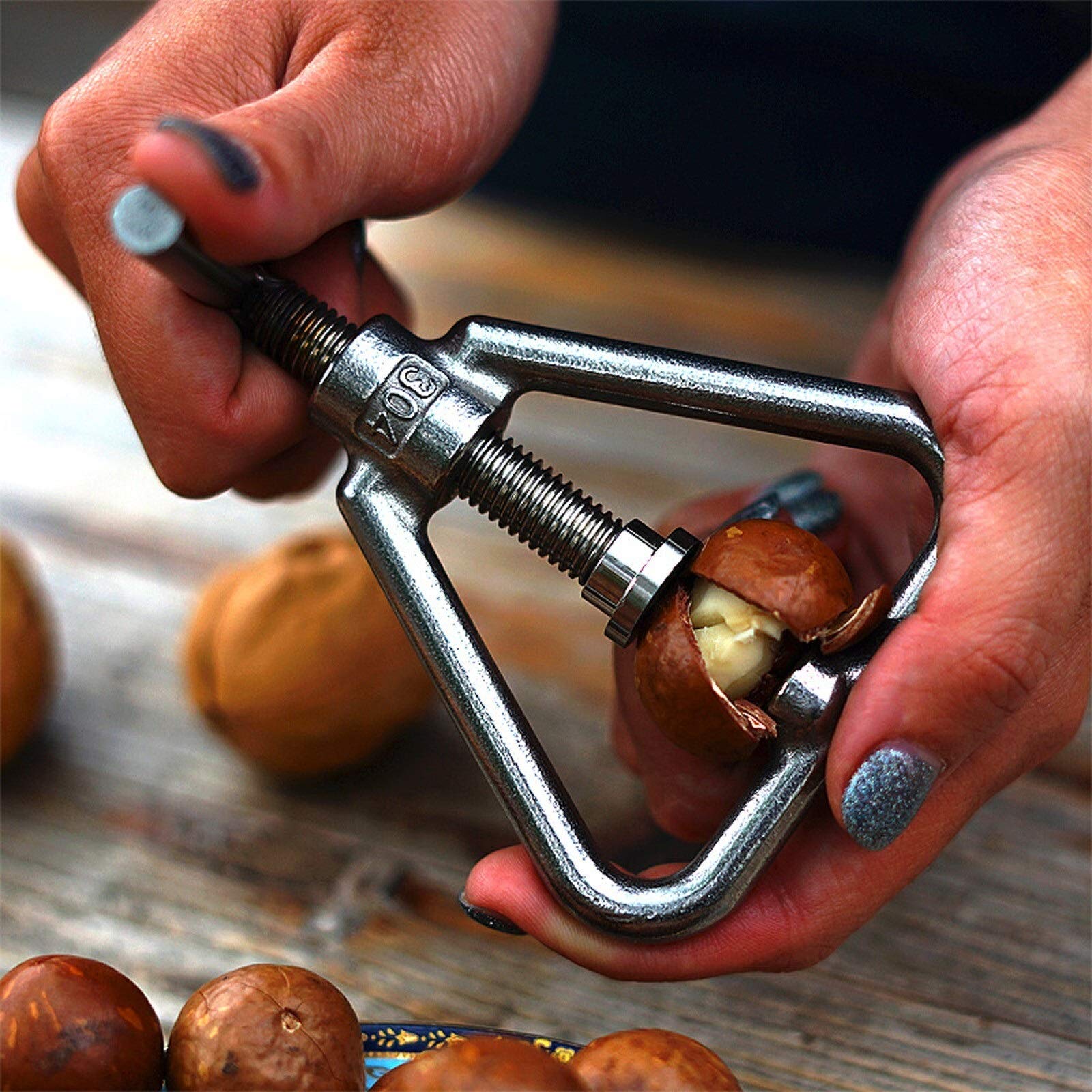 Schiaccianoci Noce Clip Dado a Clip Dado Macadamia Multifunzione vetrina Frutta Apertura Noce Clip da Cucina per Dado Shellista Crack Filbert Pinza Nut Cracker Sheller Noce