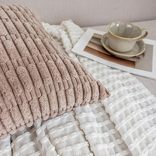 Miniatura 2 de Paquete de 2 fundas de almohada decorativas de color marrón claro de 20 x 20 pulgadas, fundas de cojín de pana a rayas bohemias modernas para