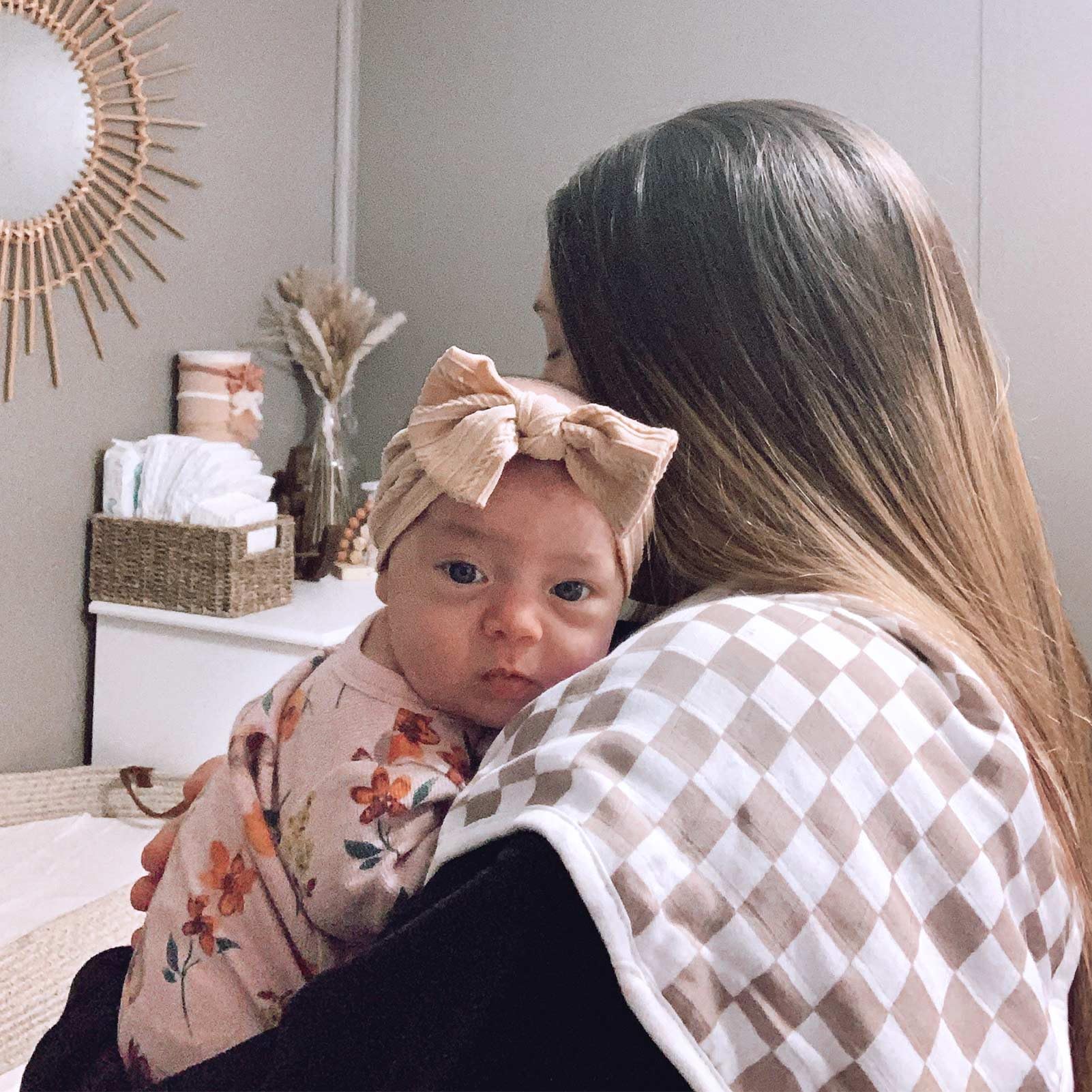 LifeTree Juegos de ropa para eructos de bebé de muselina para unisex, paquete de 2 unidades, viscosa grande de bambú de algodón, ropa para eructar recién nacidos, niñas y niños (checkered)