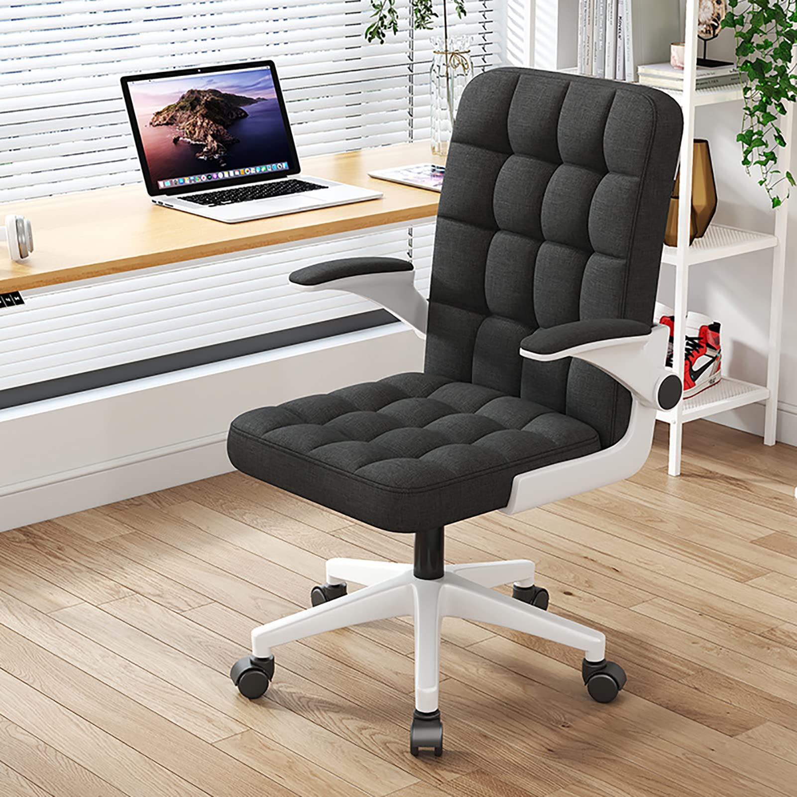 Chaise de bureau pivotante confortable contre le mal de dos