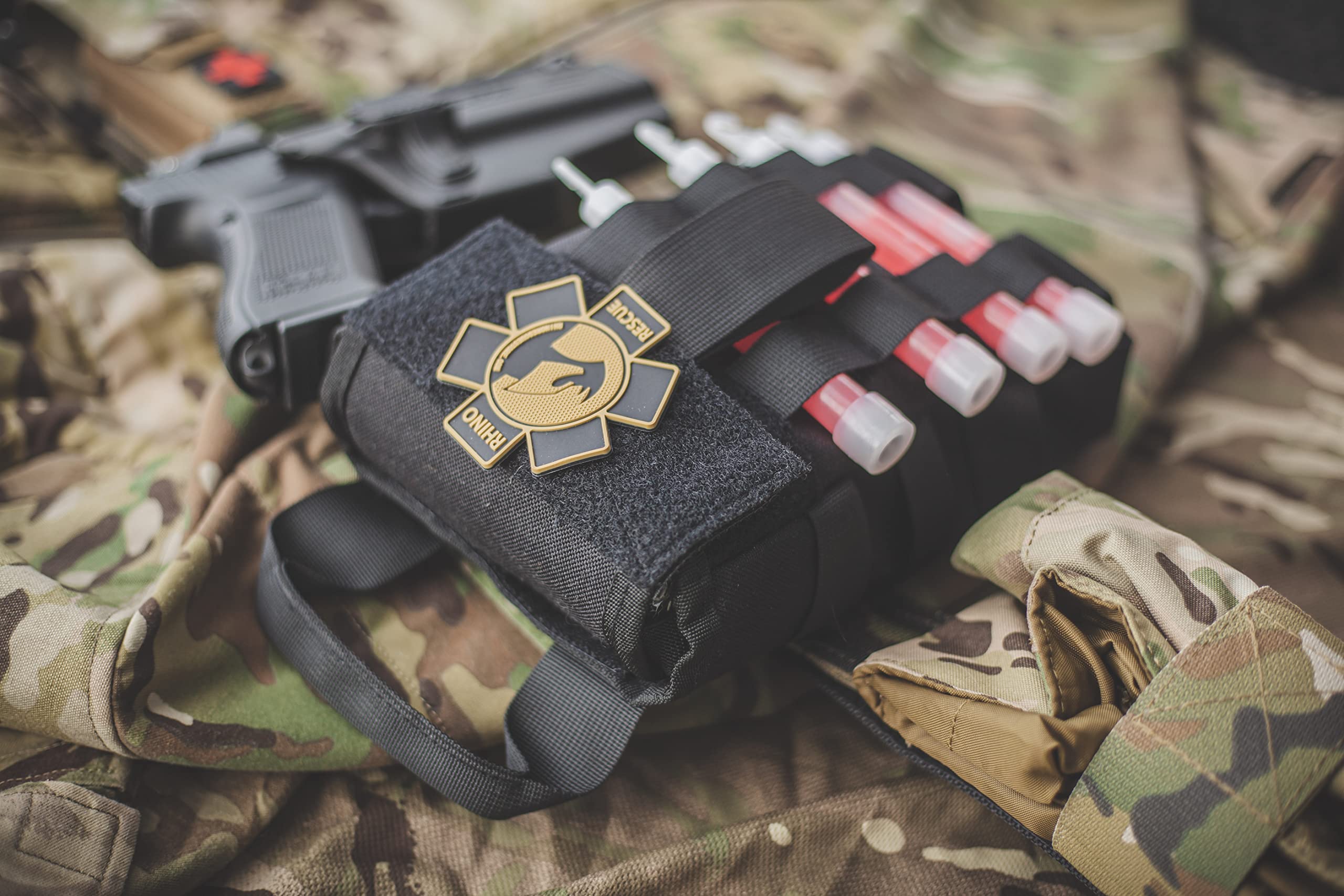 RHINO RESCUE IFAK Trauma Kit Schwarz, Molle Notfall Erste Hilfe, EMT Tactical Pouch Military Combat Camping Survival Wandern Everyday Carry Blutungskontrolle (Schwarz)