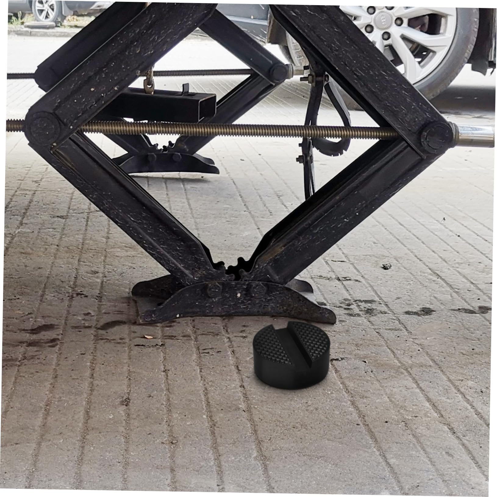 ULTECHNOVO 4pezzi Tampone Per Martinetto Gomma Per Sollevamento Auto Pad Per Stabilità e Sicurezza Durante Le Operazioni Di Sollevamento Facile Da Installare e Riutilizzabile Previene