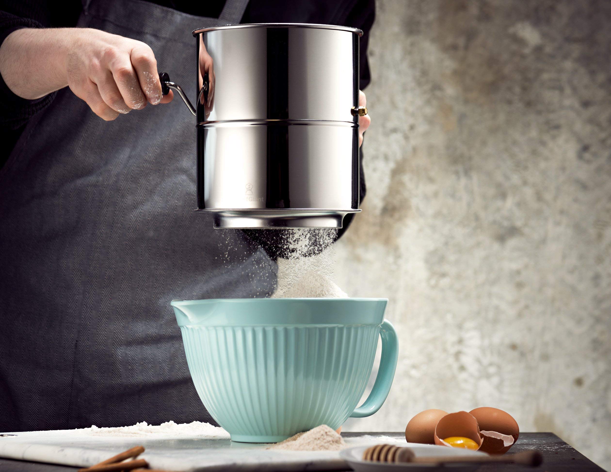 ChefGiant Flour Sifter 8 Cup Stainless Steel Rotary Hand Crank, Baking