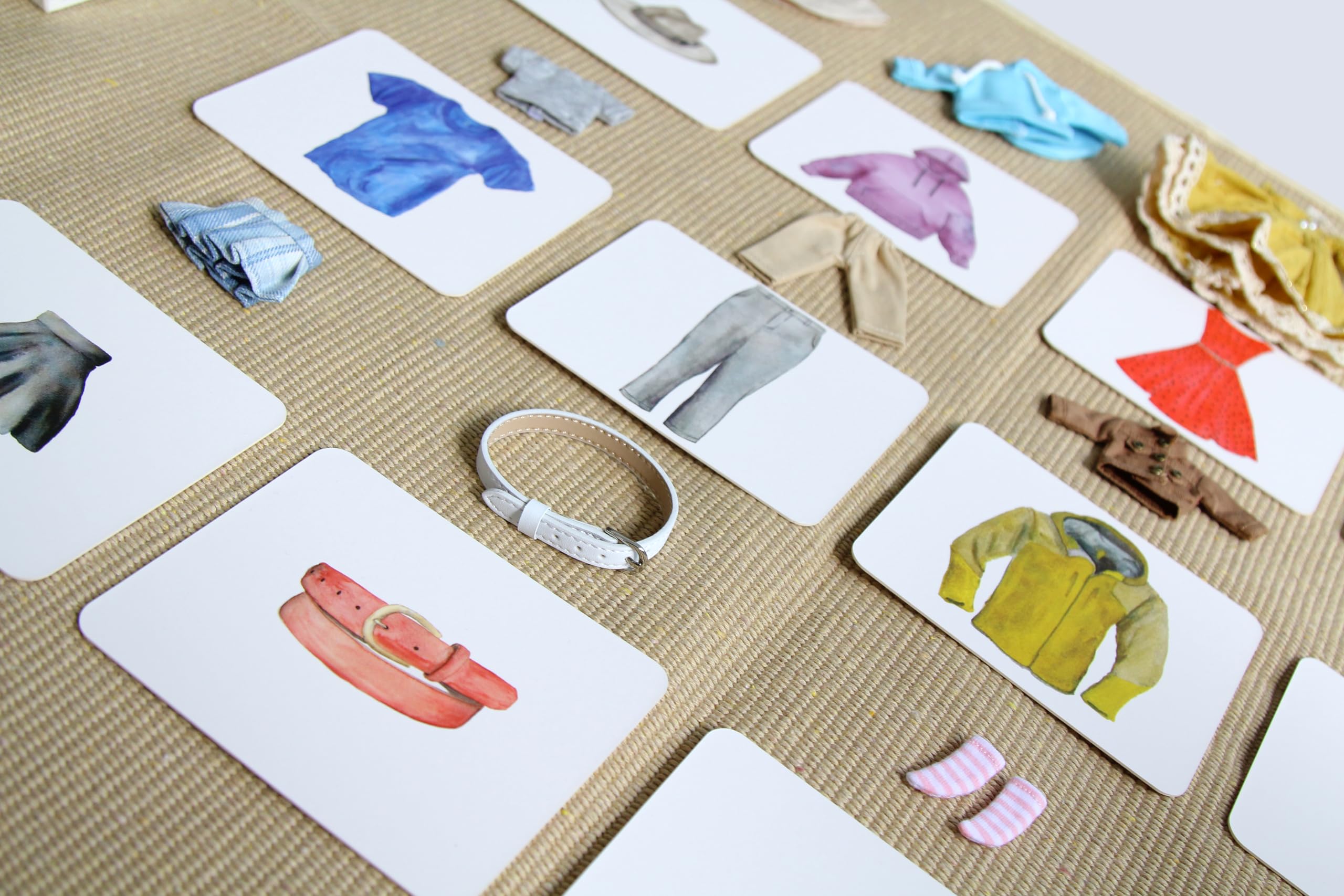 Montessori Language Materials Objects with Similar Cards 12pcs Mini Clothing Replicas with Cards - Image 4