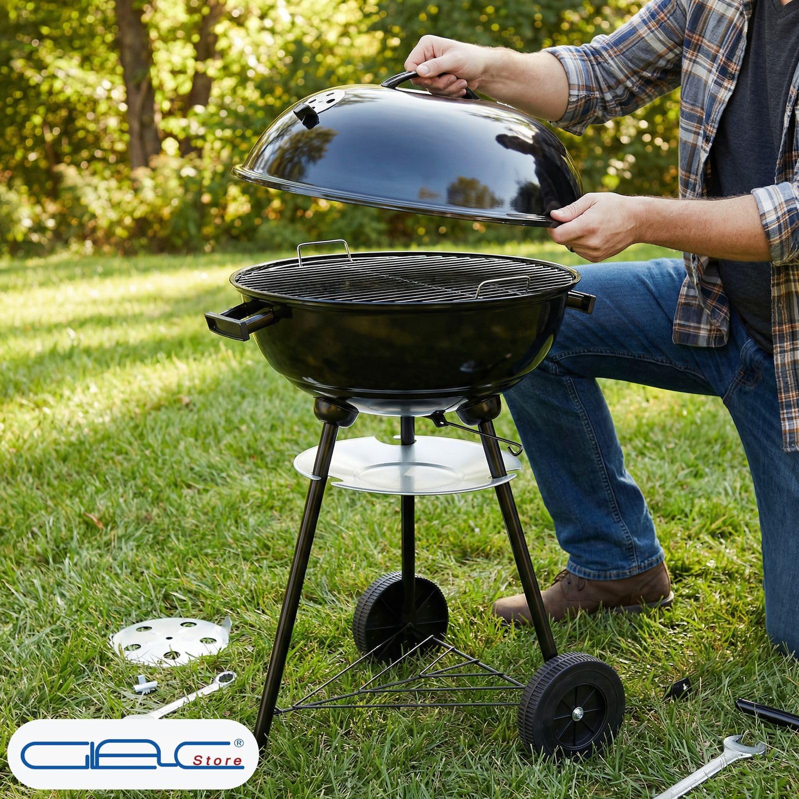 Barbecue a Sfera con Coperchio, Grill a Carbonella da Esterno, Ø 44 cm, 70 cm Altezza, con Ruote e Raccoglicenere, Nero