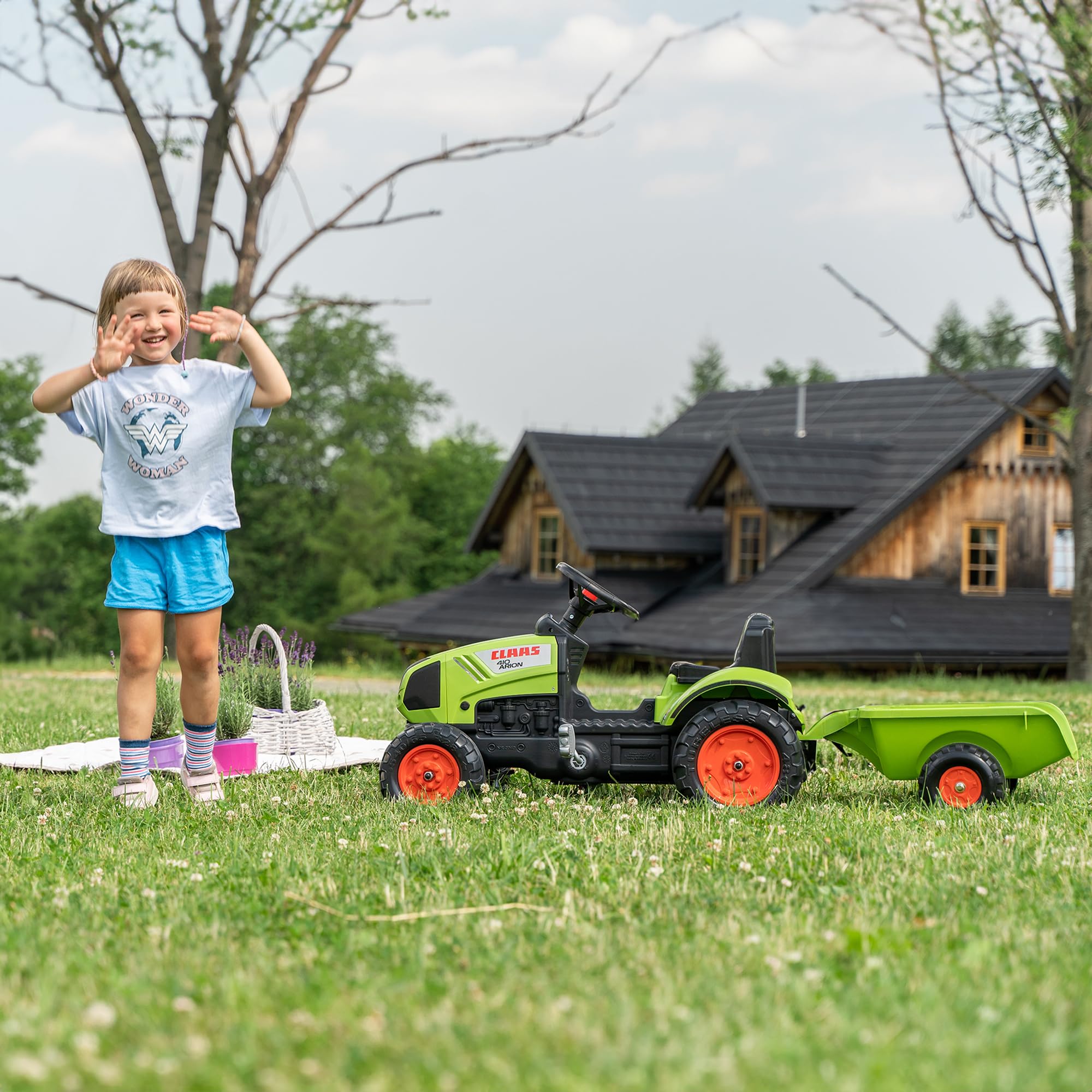 Falk - Tractor de Pedales Claas con Remolque - A Partir de 2 años - Fabricado en Francia - Volante direccional con bocina - 2040A