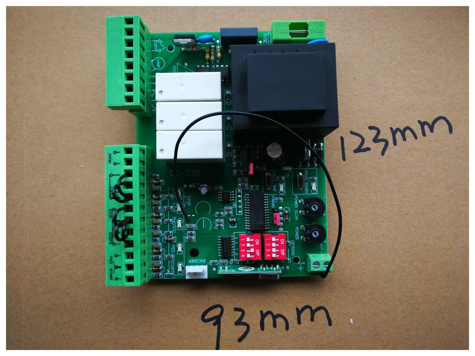 Płyta sterownika silnika bramy Karta elektroniczna do urządzenia otwierania przesuwnej Model 220 V AC 433,92 MHz(8 remote)