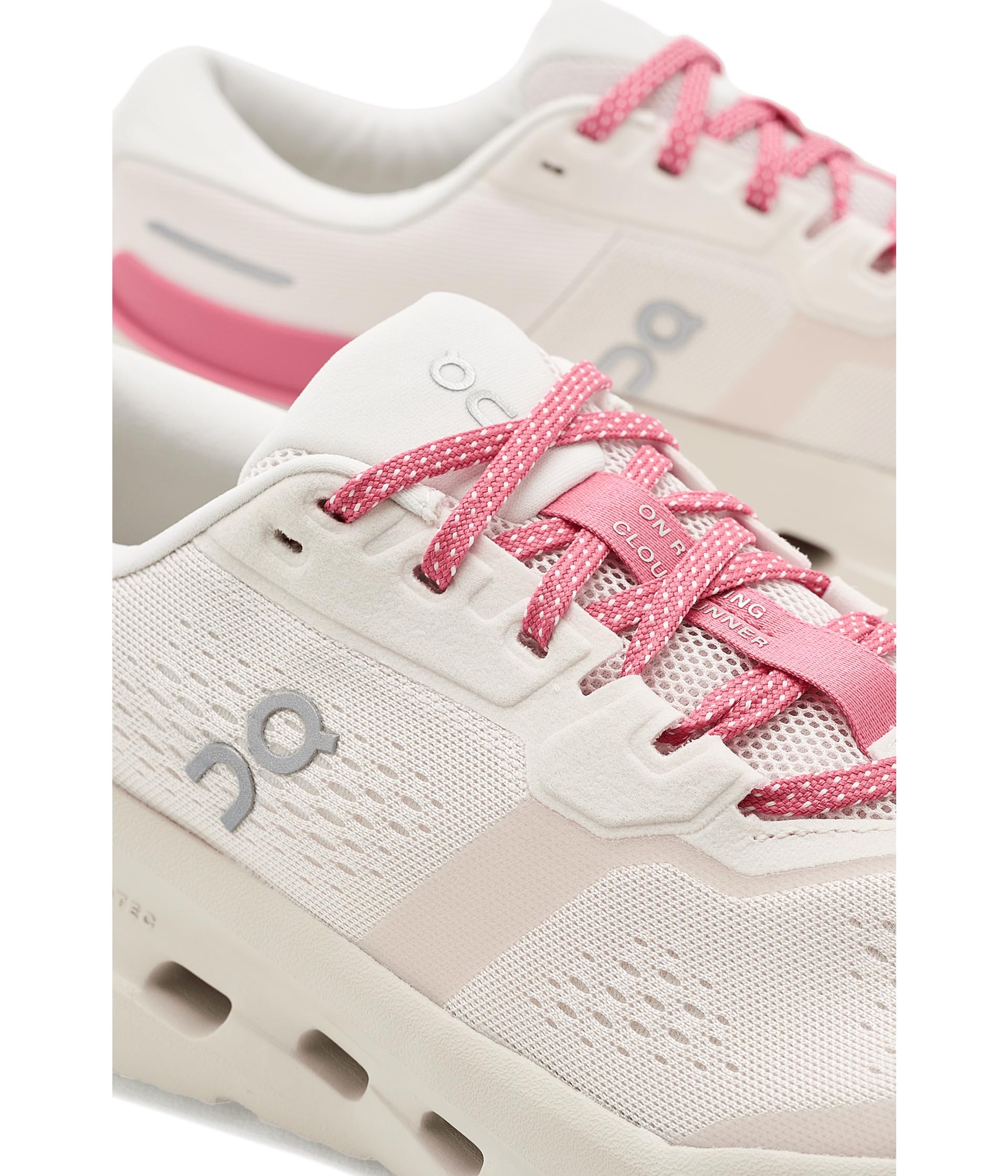 On Damen Cloudrunner 3Laufschuh
