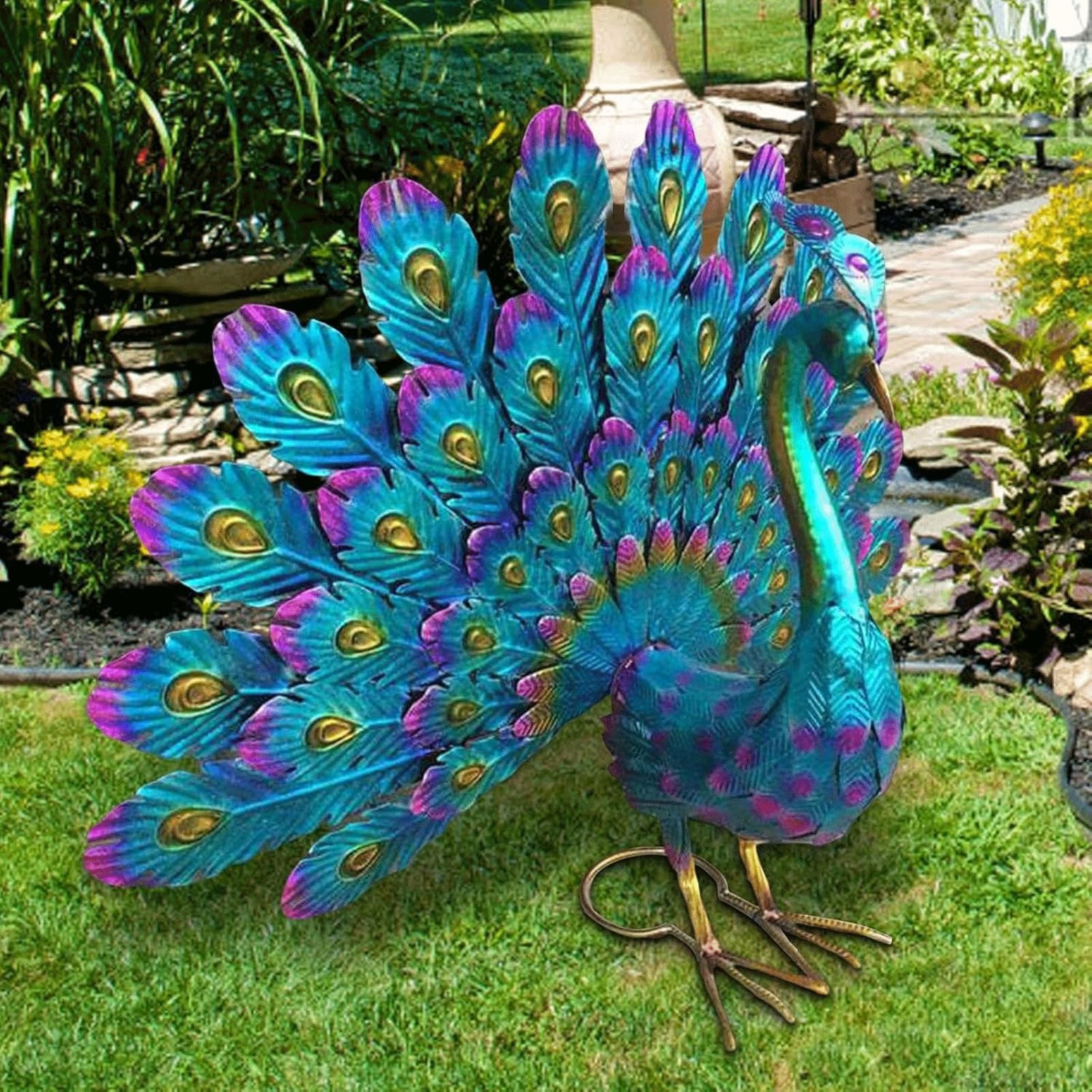 Posągi ogrodowe, paw, statuetka zewnętrzna, dekoracja, niebieski metalowy paw, rzeźba na zewnątrz, piękny ptak, sztuka, statuetka, ogród, realistyczna statuetka zwierzęca, na podwórko, trawnik,