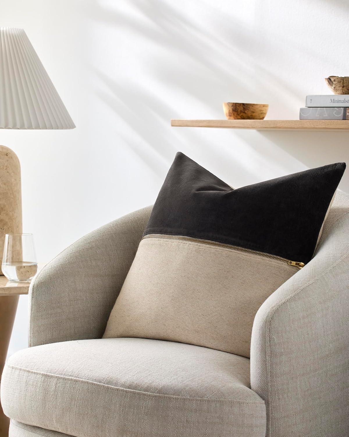 Livabliss San Marco630055 Accent Pillow, 18" L x 18" W, Dark Blue/White