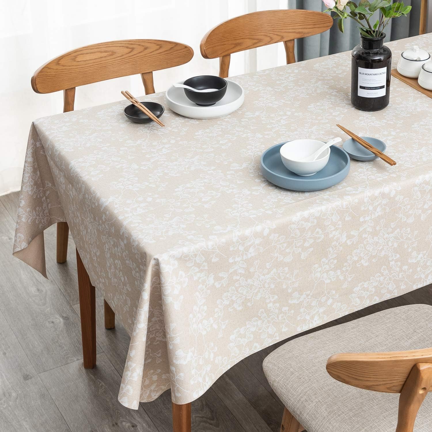LEEVAN Heavy Weight Vinyl Square Table Cover Wipe Clean PVC Tablecloth Oil-Proof Waterproof Stain-Resistant-54 x 54Inch (Ginkgo Leaf Pattern)