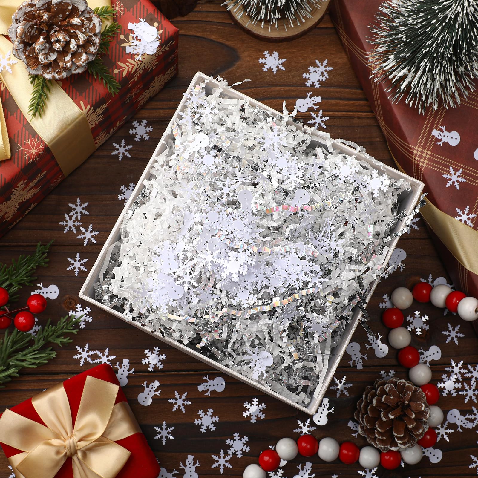 Weihnachtskorbfüller, 900 g, metallisch, rot, grün, zerknittertes Papier, Nussknacker, Weihnachtsbaum-Konfetti für Frohe Weihnachten, Geschenkkorb, Verpackung, Füllstoffe (Silber